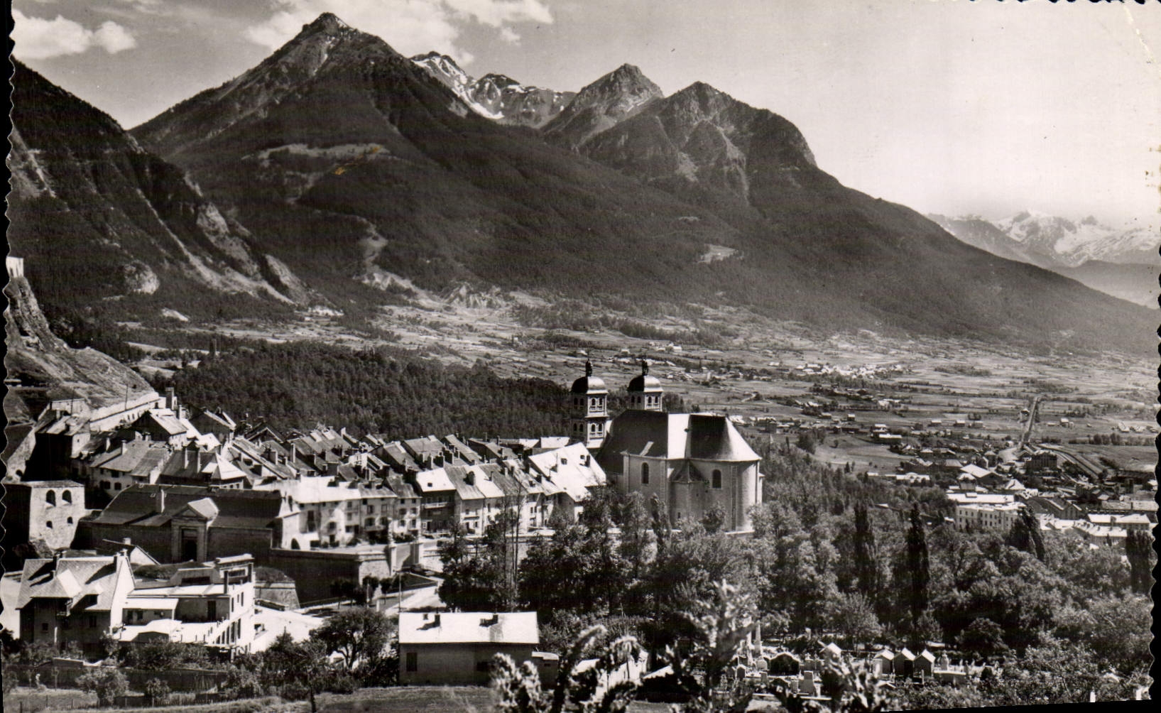 CPM Briancon Vue Generale et la Melezin