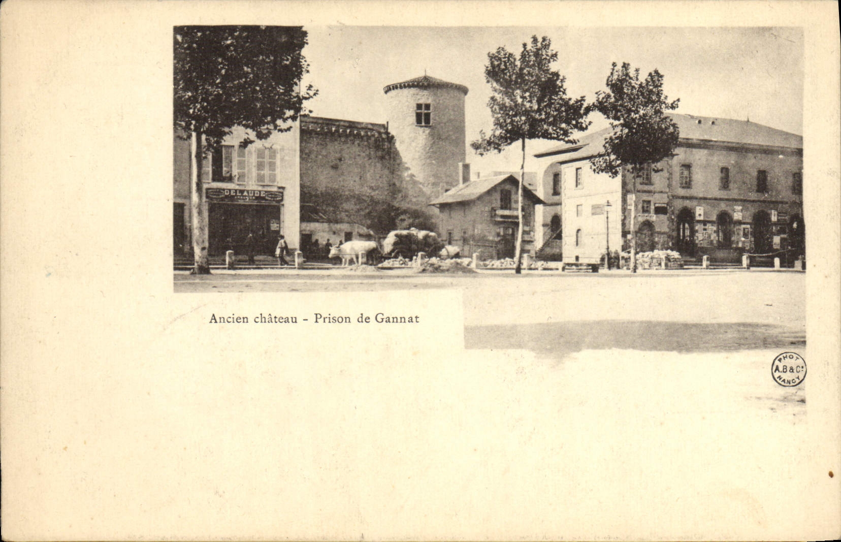 CPA Prison de Gannat Ancien chateau