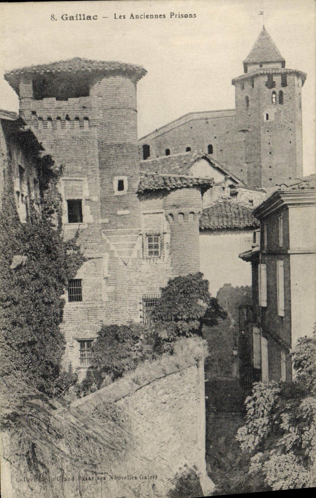 VINTAGE POSTCARD Gaillac Prison old prisons