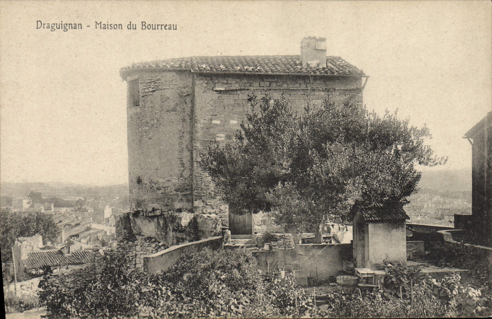 Casa de Draguignan de la prisión de la POSTAL de la VENDIMIA del torturador