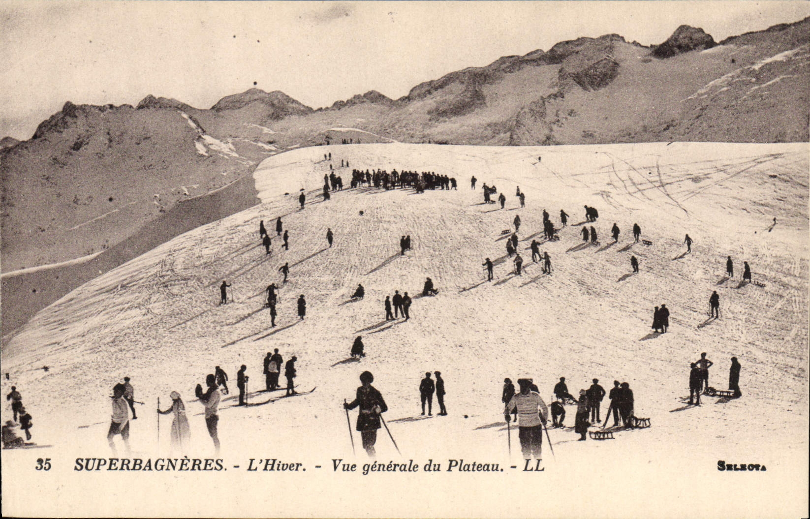 VINTAGE POSTCARD Winter sports Ski Superbagneres the winter View of the plate