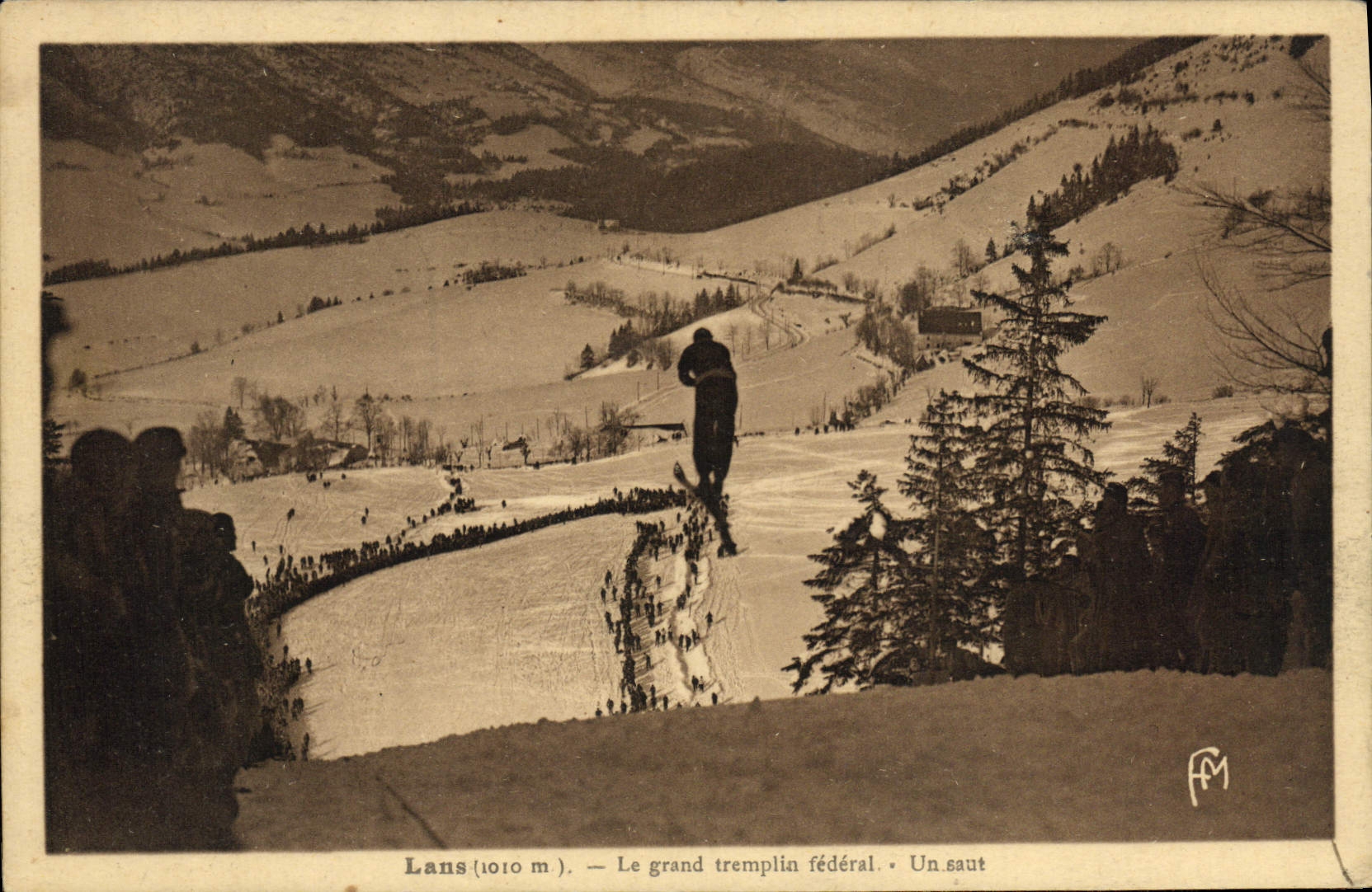 CPA Sports d'hiver Ski Lans Le grand tremplin Un saut