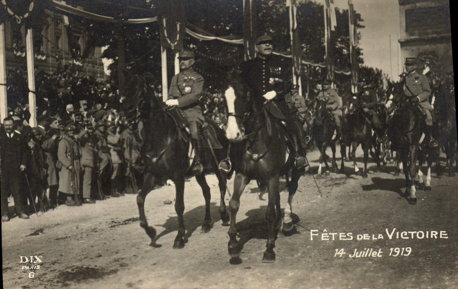 VINTAGE POSTCARD Militaria Festivals of the victory July 14th, 1919