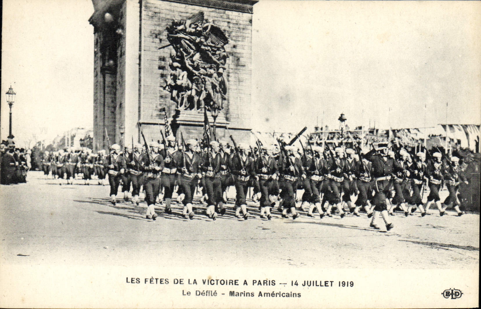 Festivales de Militaria de la POSTAL de la VENDIMIA victoria del 14 de julio de 1919 los marineros del americano de la procesión