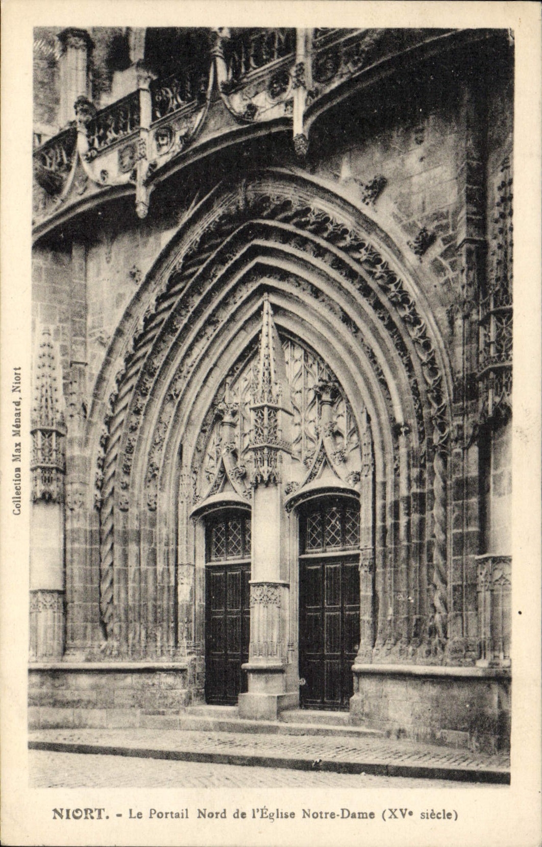 POSTAL Niort de la VENDIMIA la puerta norteña de la iglesia de Notre Dame