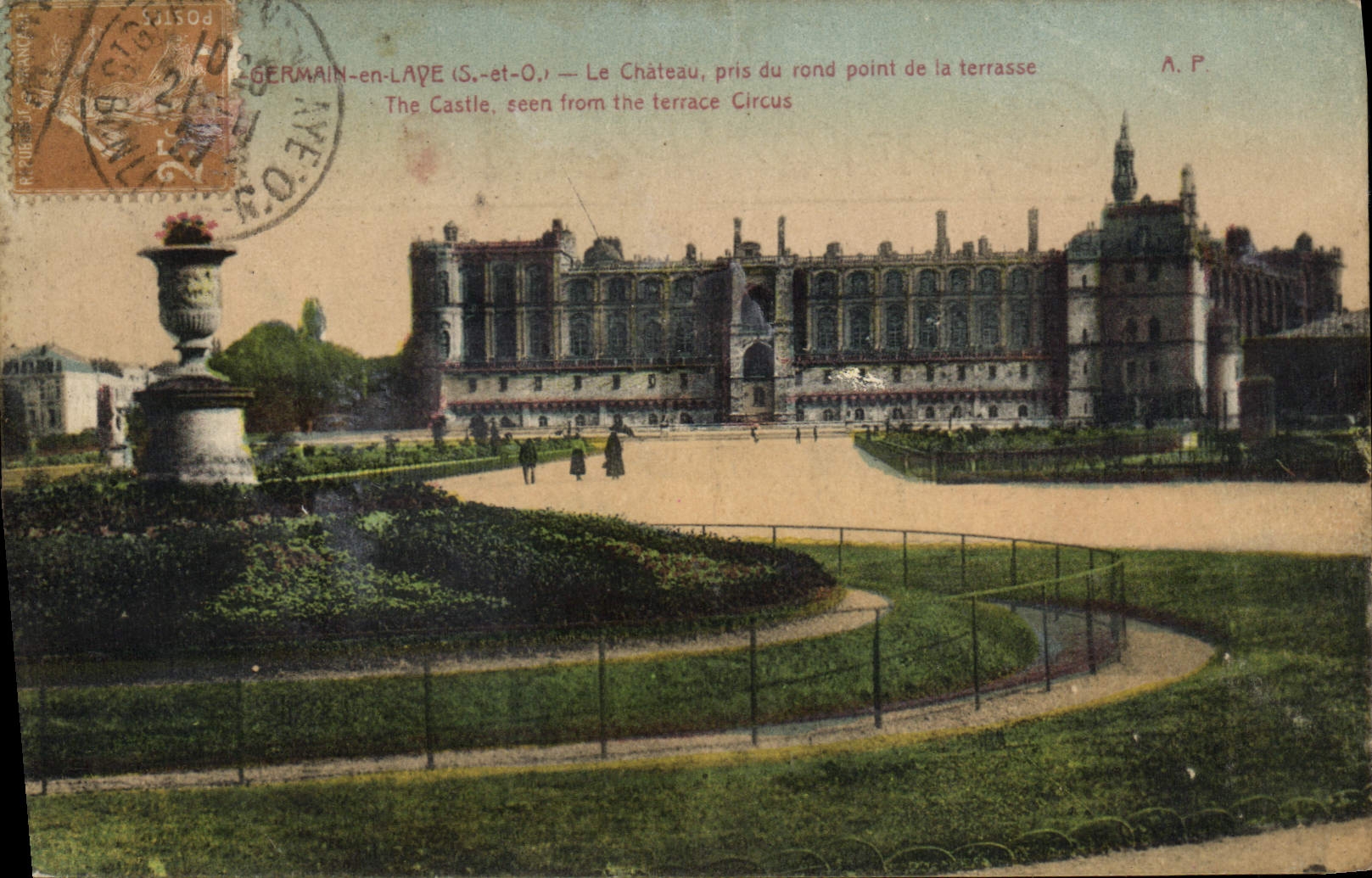 CPA Saint Germain en Laye Le chateau pris du rond point de la terrasse