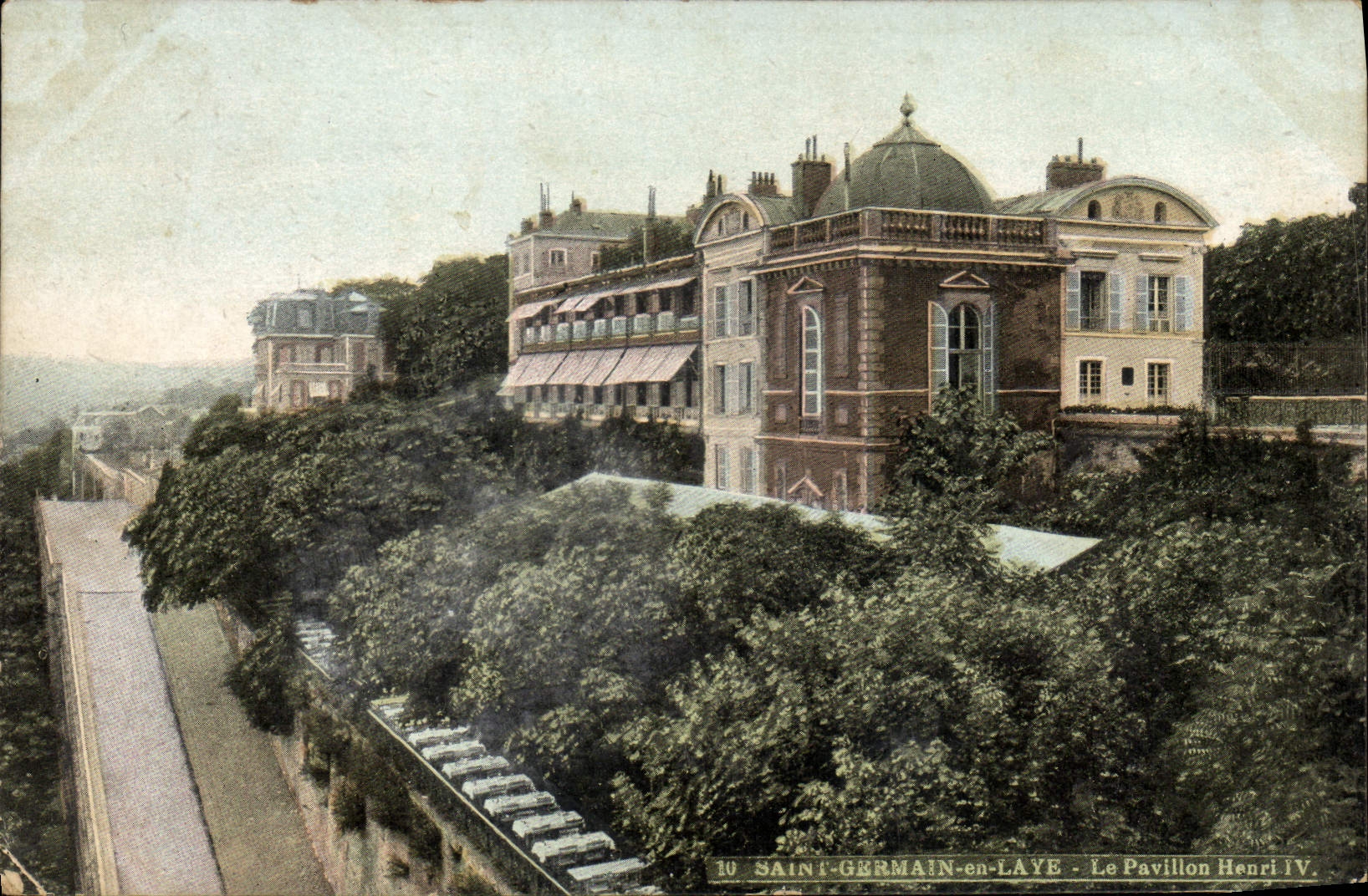 VINTAGE POSTCARD German St in Bush hammer the house Henri IV