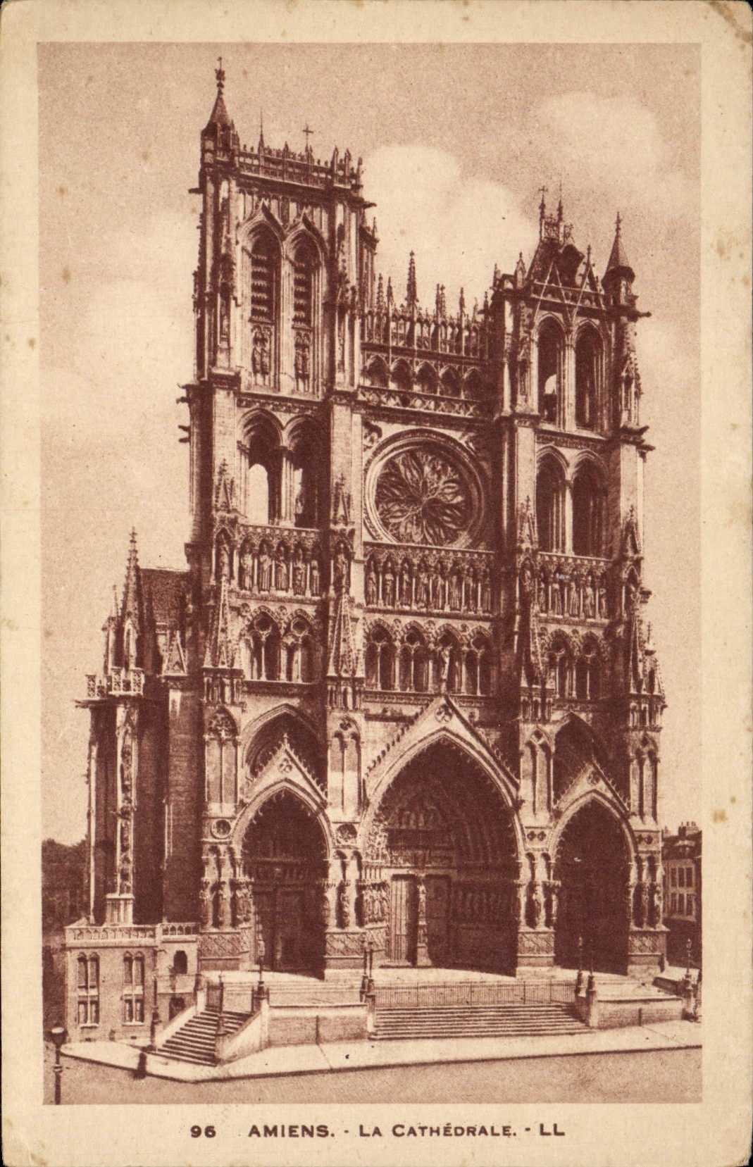 CPA Amiens La Cathedrale