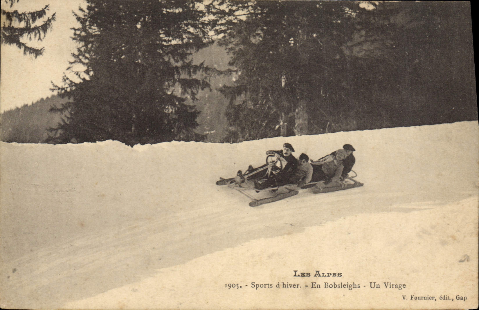 CPA Sports d'hiver Ski En Bobsleighs Un virage