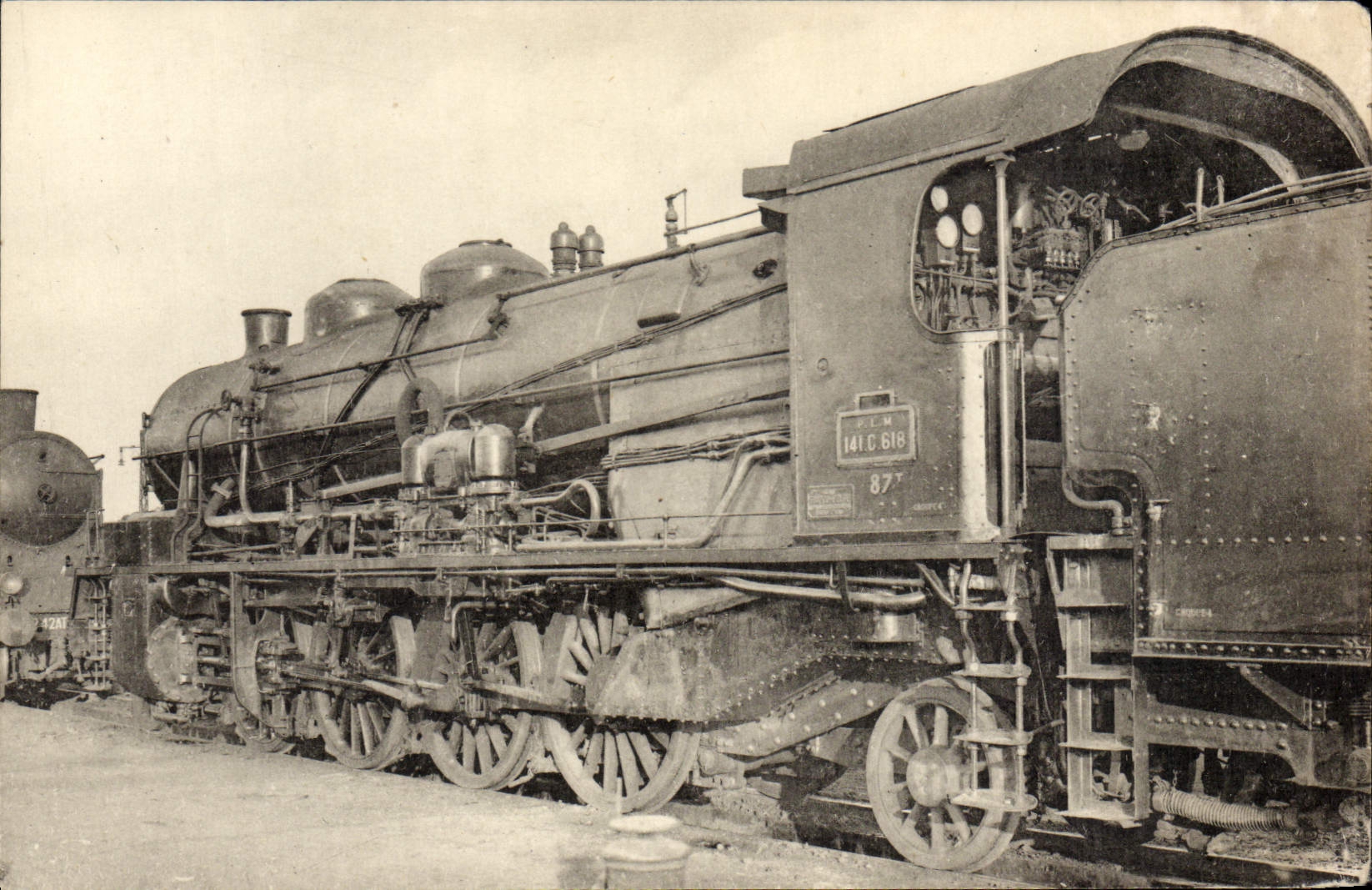 CPA Train Locomotive du Sud Est MAchine 141 