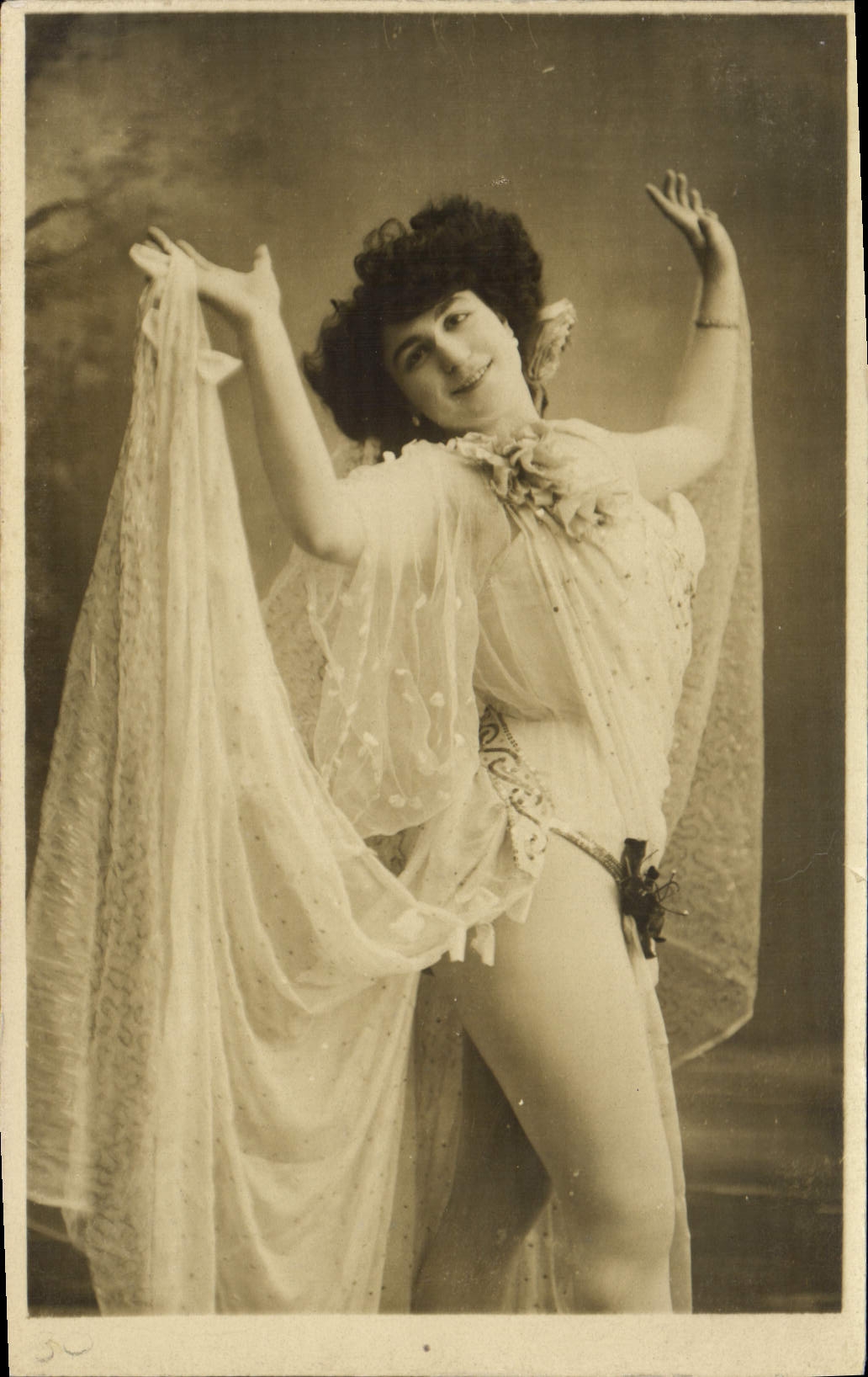 CPA Nu erotique Femme