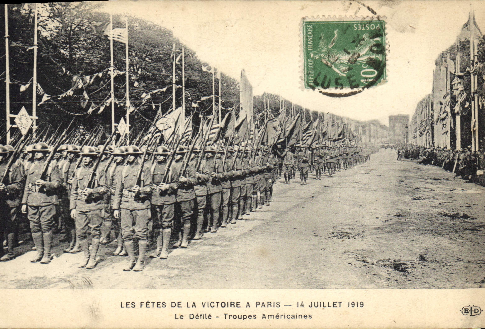 CPA Militaria Fetes de la Victoire 14 juillet 1919 Le defile Troupes americaines