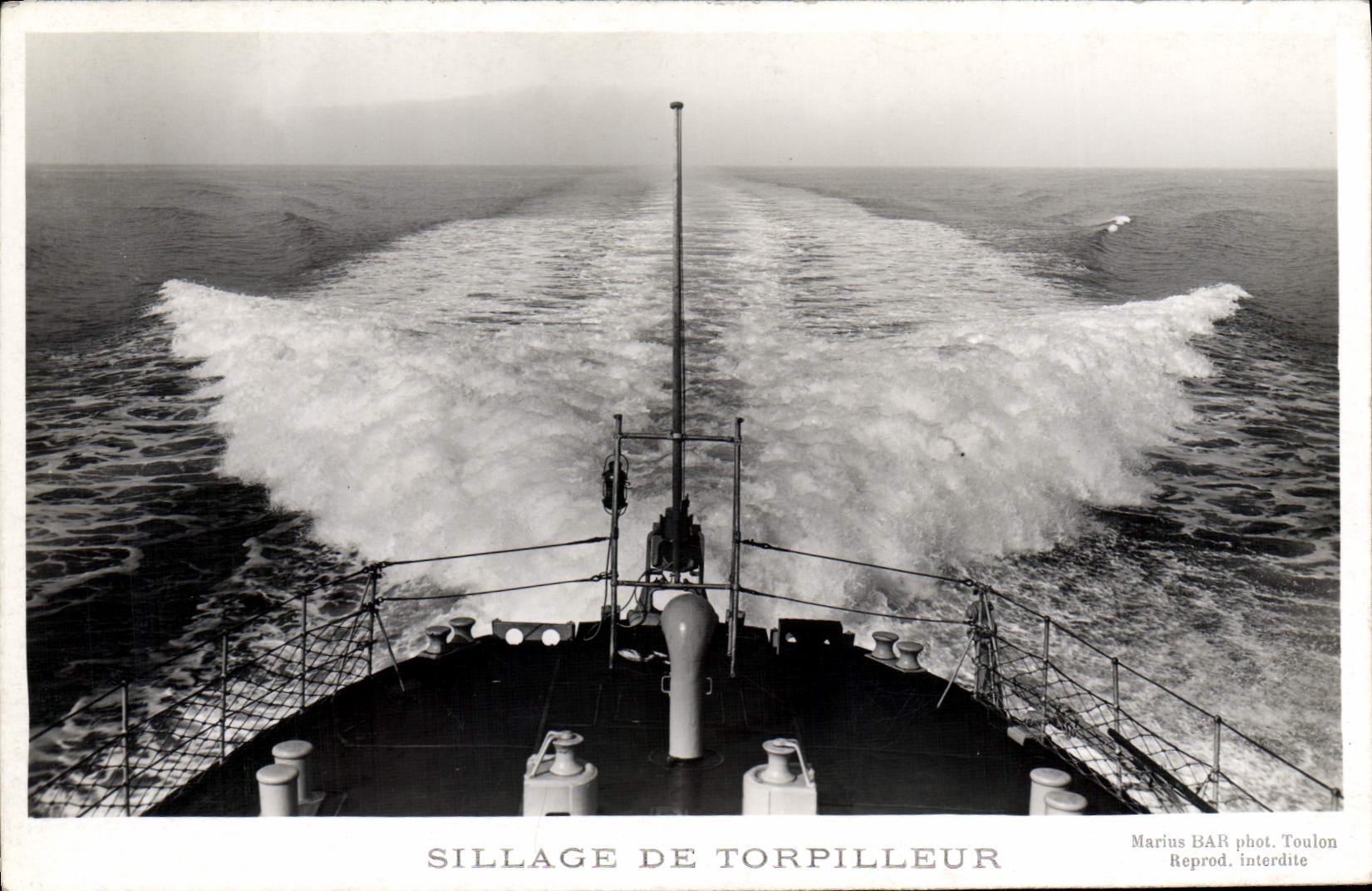 MODERN CARD Boat War Wake of destroyer