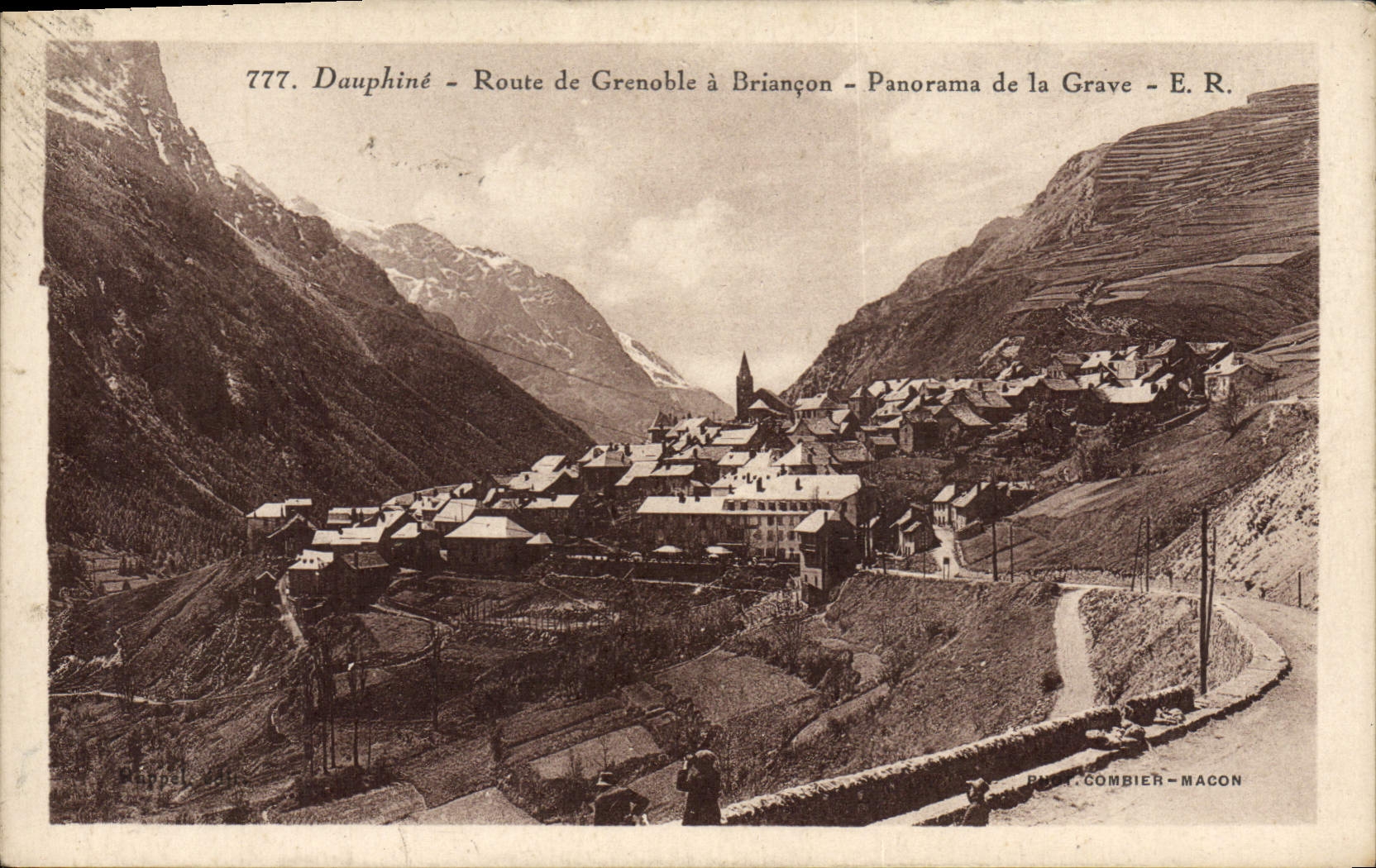 CPA Dauphine Route de Grenoble a Briancon Panorama de la Grave