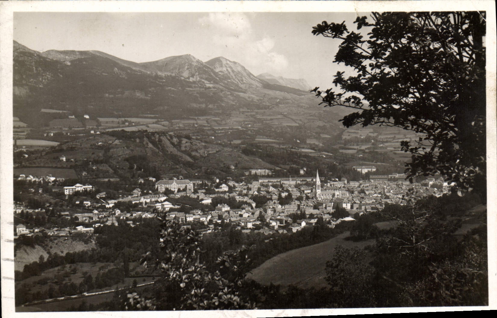 MODERN CARD Gap View Massive of Charance