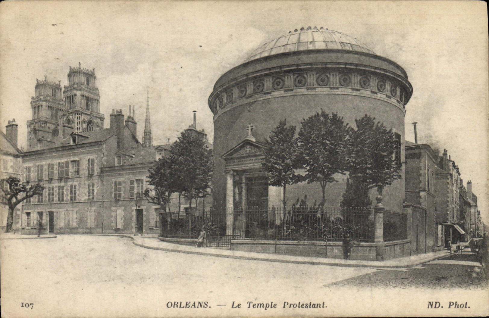 POSTAL Orleans de la VENDIMIA el templo protestante