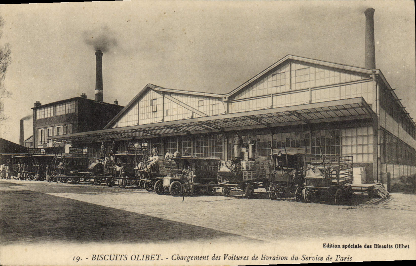 CPA Biscuits Olibet Chargement de voitures de livraison du service de Paris 