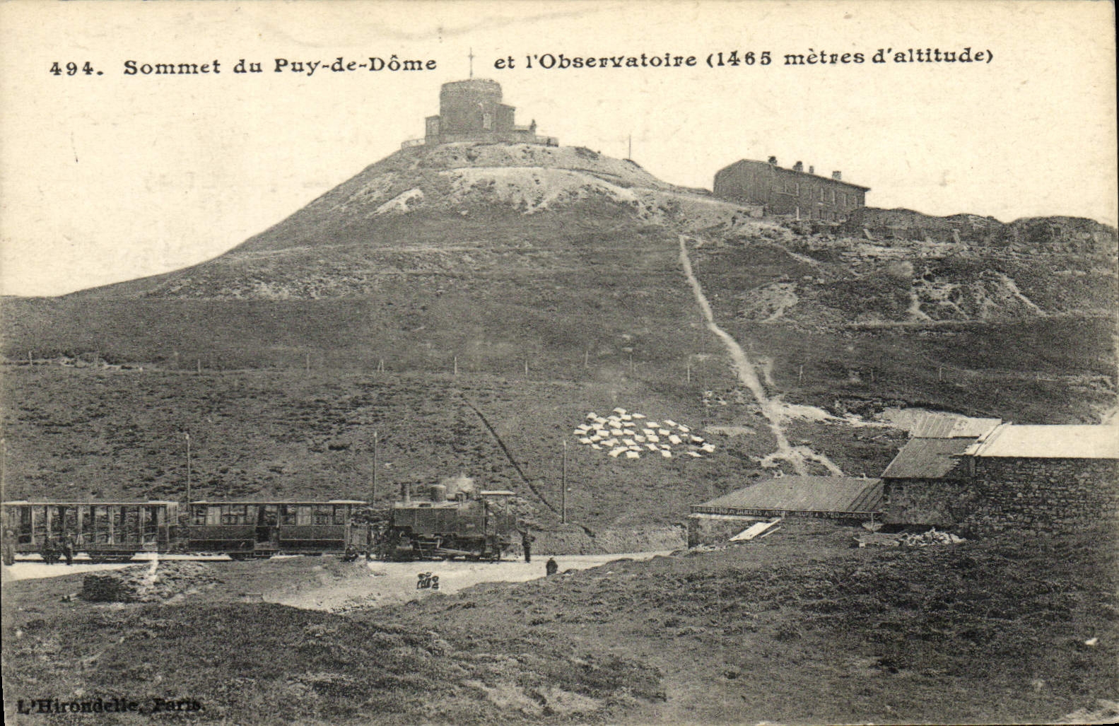 CPA Train Locomotive Sommet du Puy de Dome et l'observatoire 