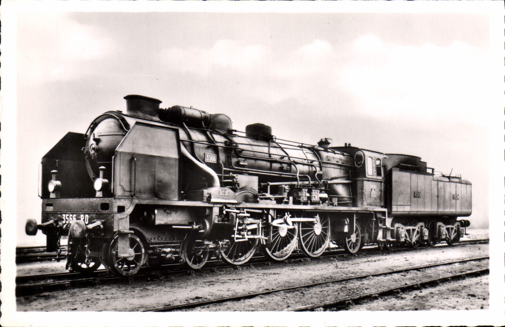 CPA Train Locomotive 3566 Premiere Pacific 