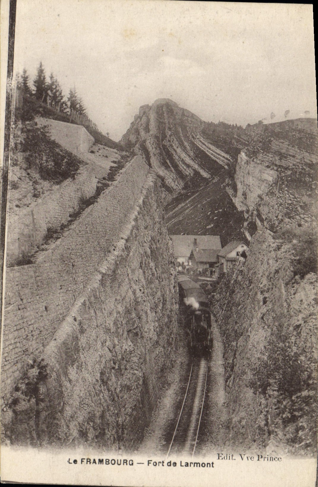 VINTAGE POSTCARD Train Engine Frambourg Strong of Larmont