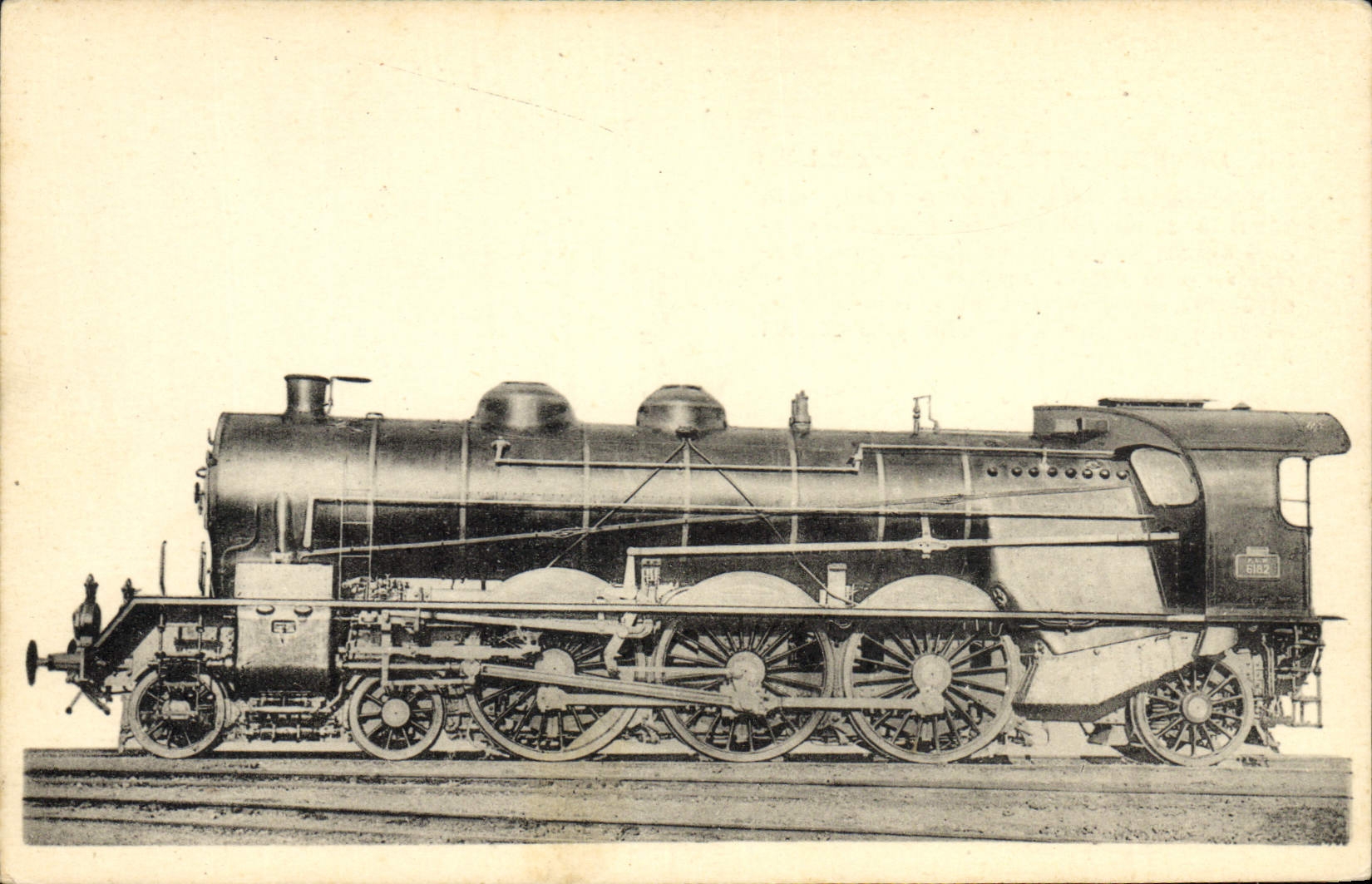 CPA Train Locomotive du Sud Est ex PLM Machine 6182