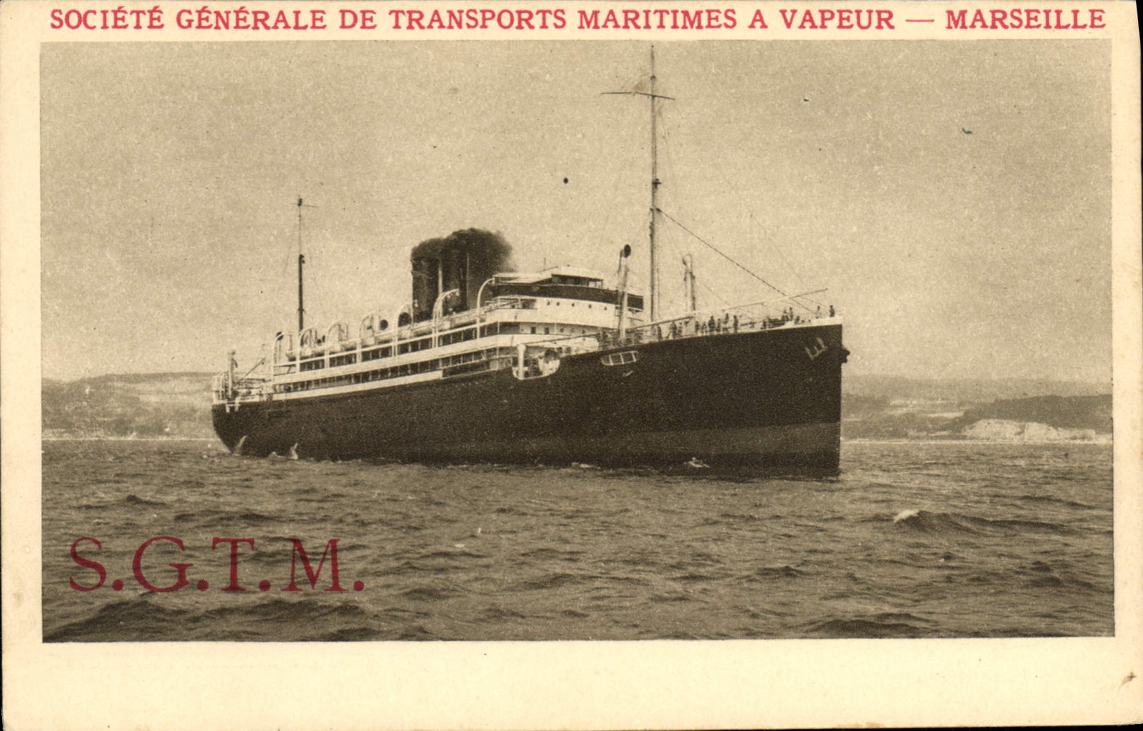 CPA Bateau Societe des Transports maritimes a vapeur Marseille SGTM
