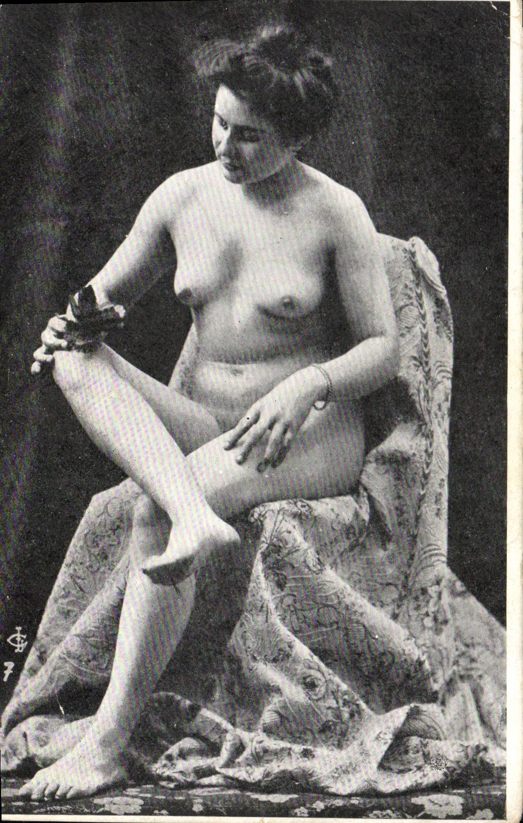 CPA Nu erotique Femme 