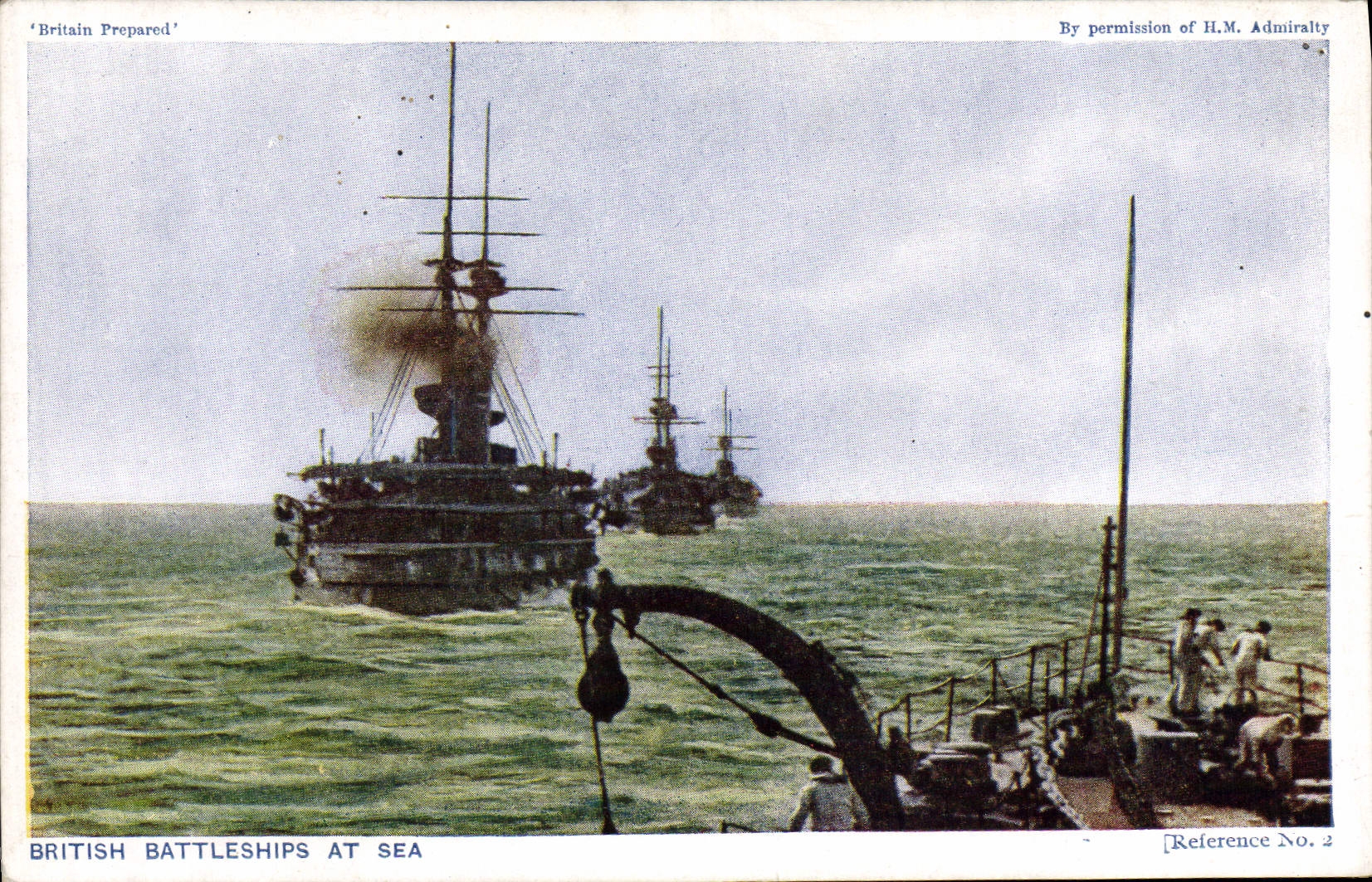 CPA Bateau Guerre British battleships at sea