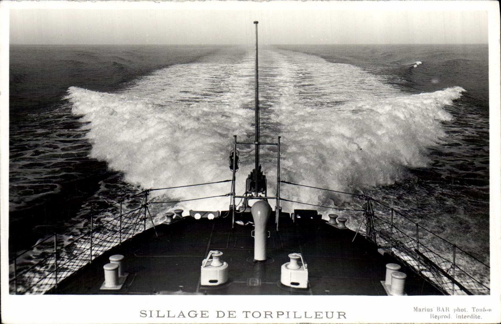 VINTAGE POSTCARD Boat War Wake of destroyer