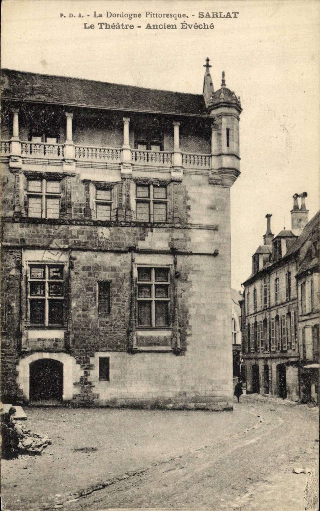 VINTAGE POSTCARD Sarlat the Old theater eveche