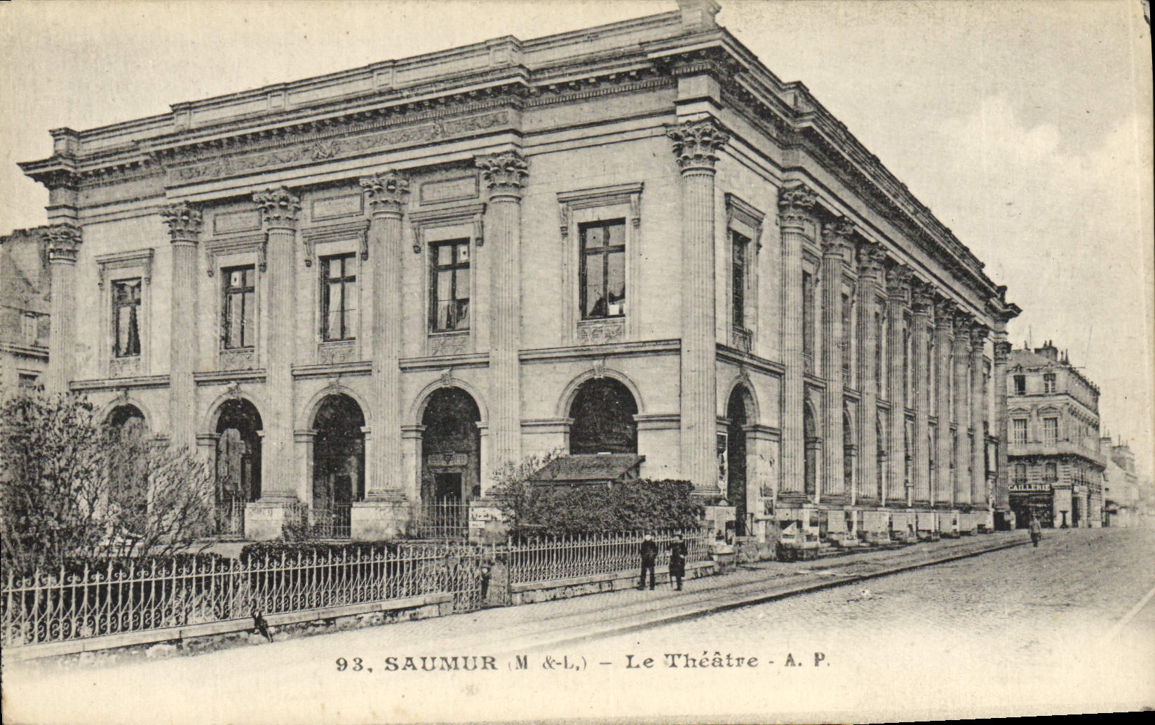 CPA Le theatre Saumur