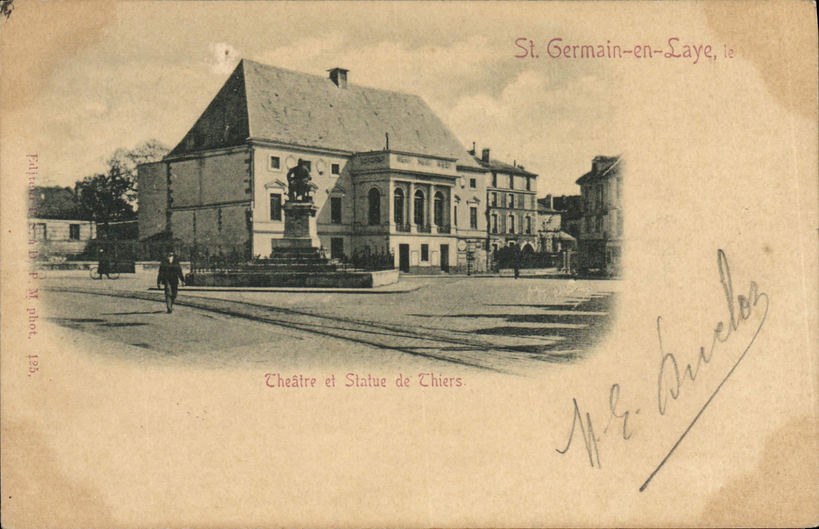 CPA Le theatre et statue de Thiers St Germain en Laye
