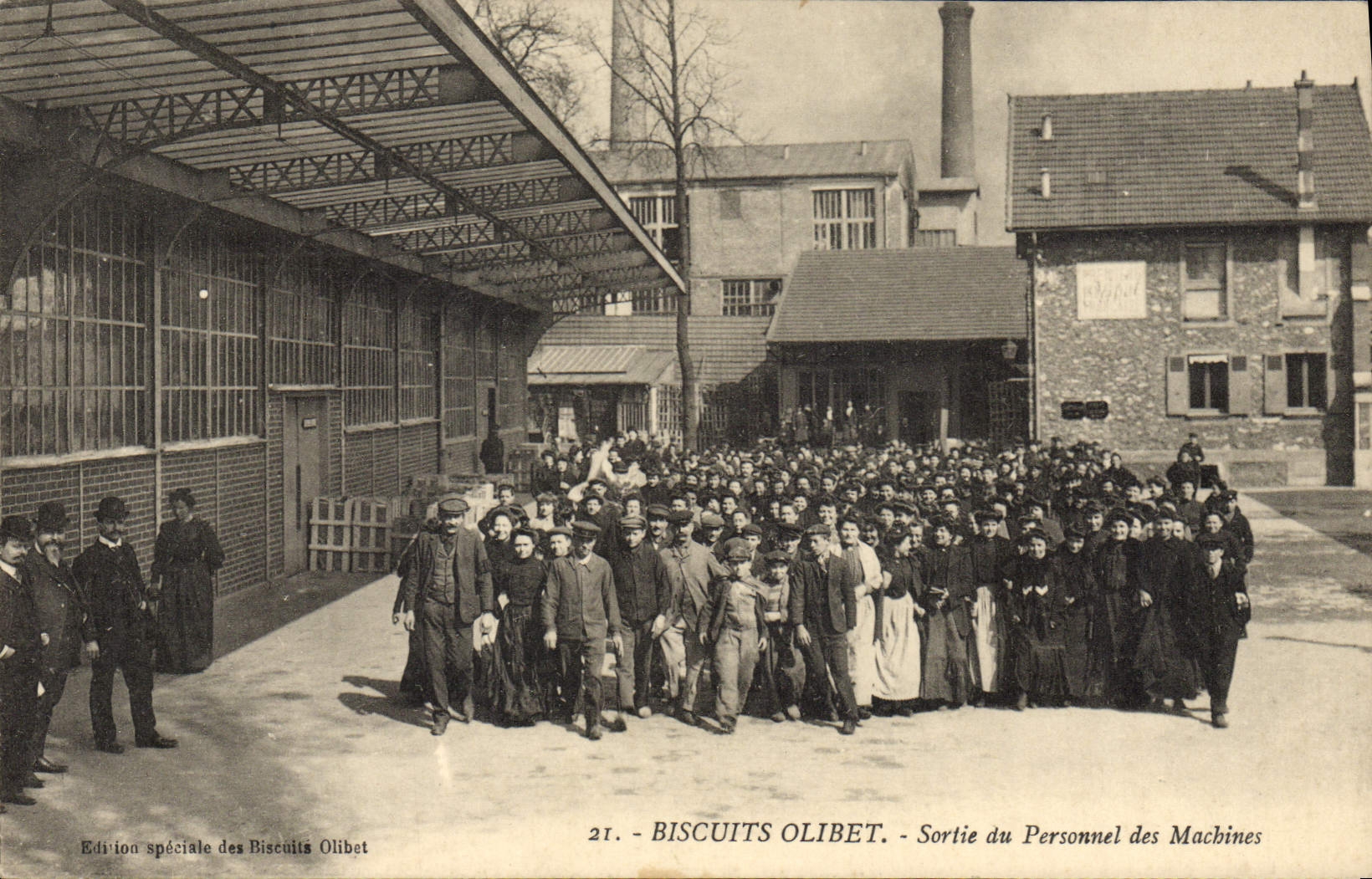 CPA Biscuits Olibet Sortie du personnel des machines