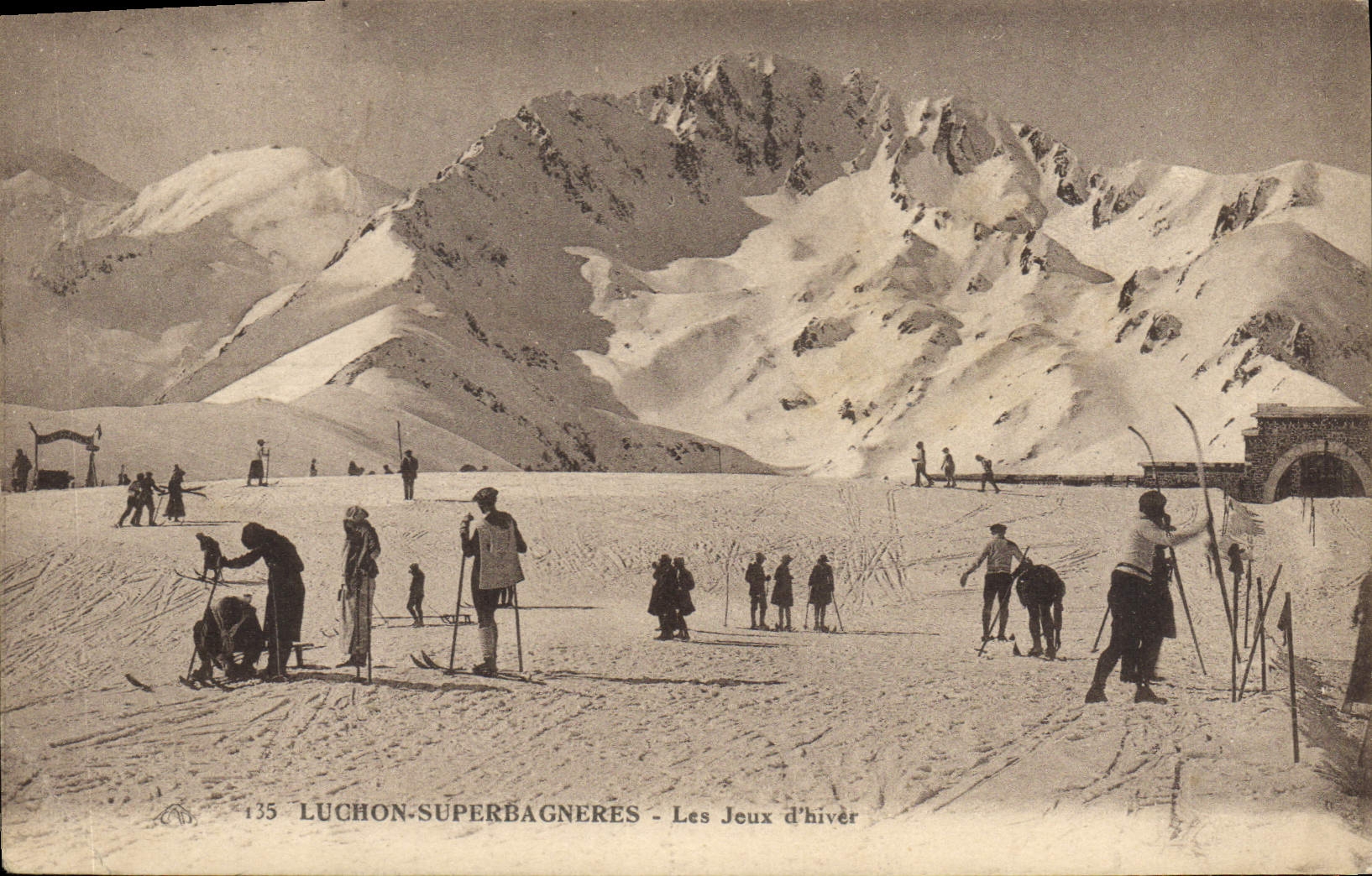 CPA Sports d'hiver Ski Luchon Superbagneres Les jeux d'hiver