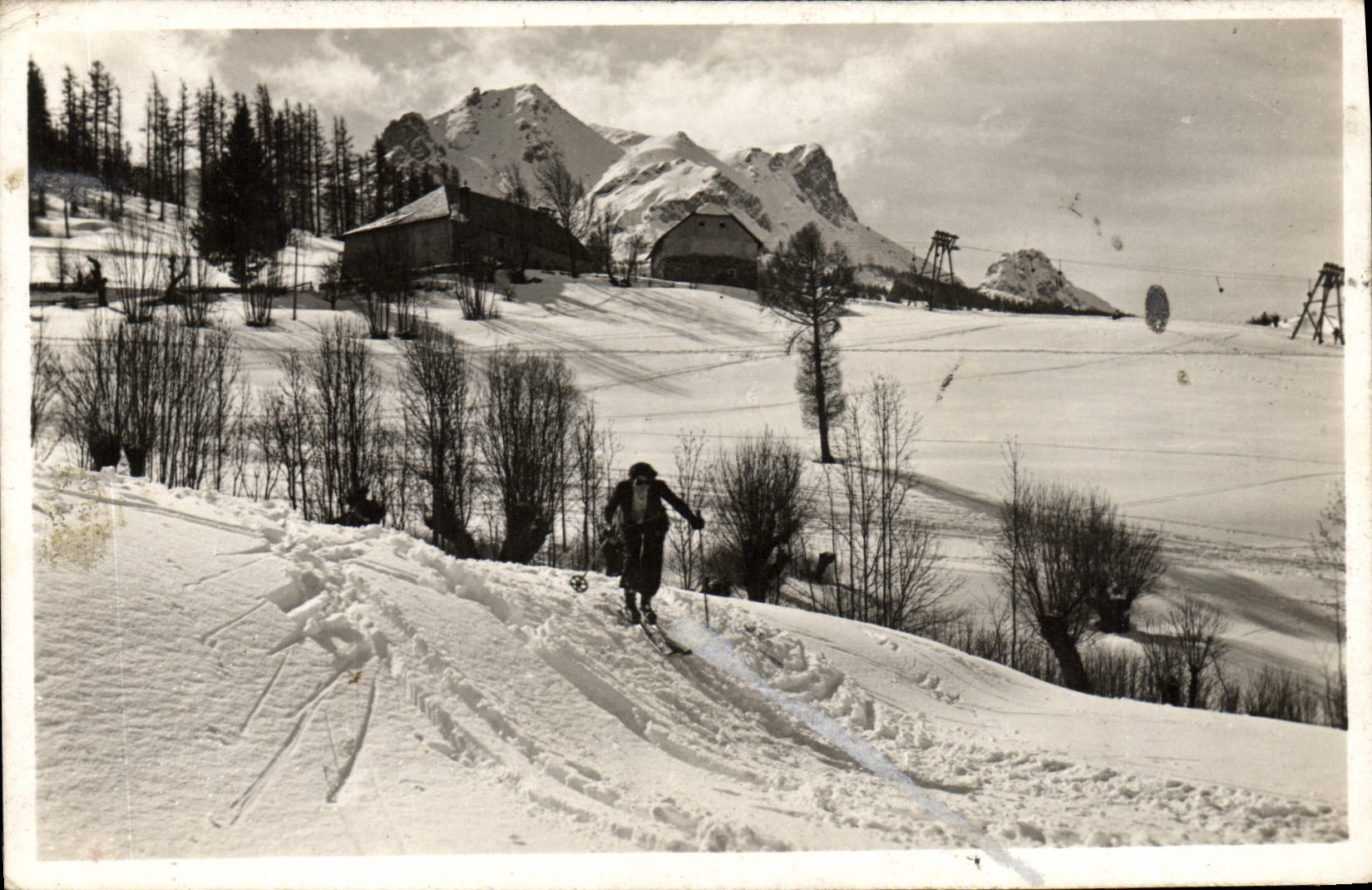 MODERN CARD Winter sports Ski Sauze Station of winter of Barcelonnette Seen on the Cocked hat and the sugar loaf