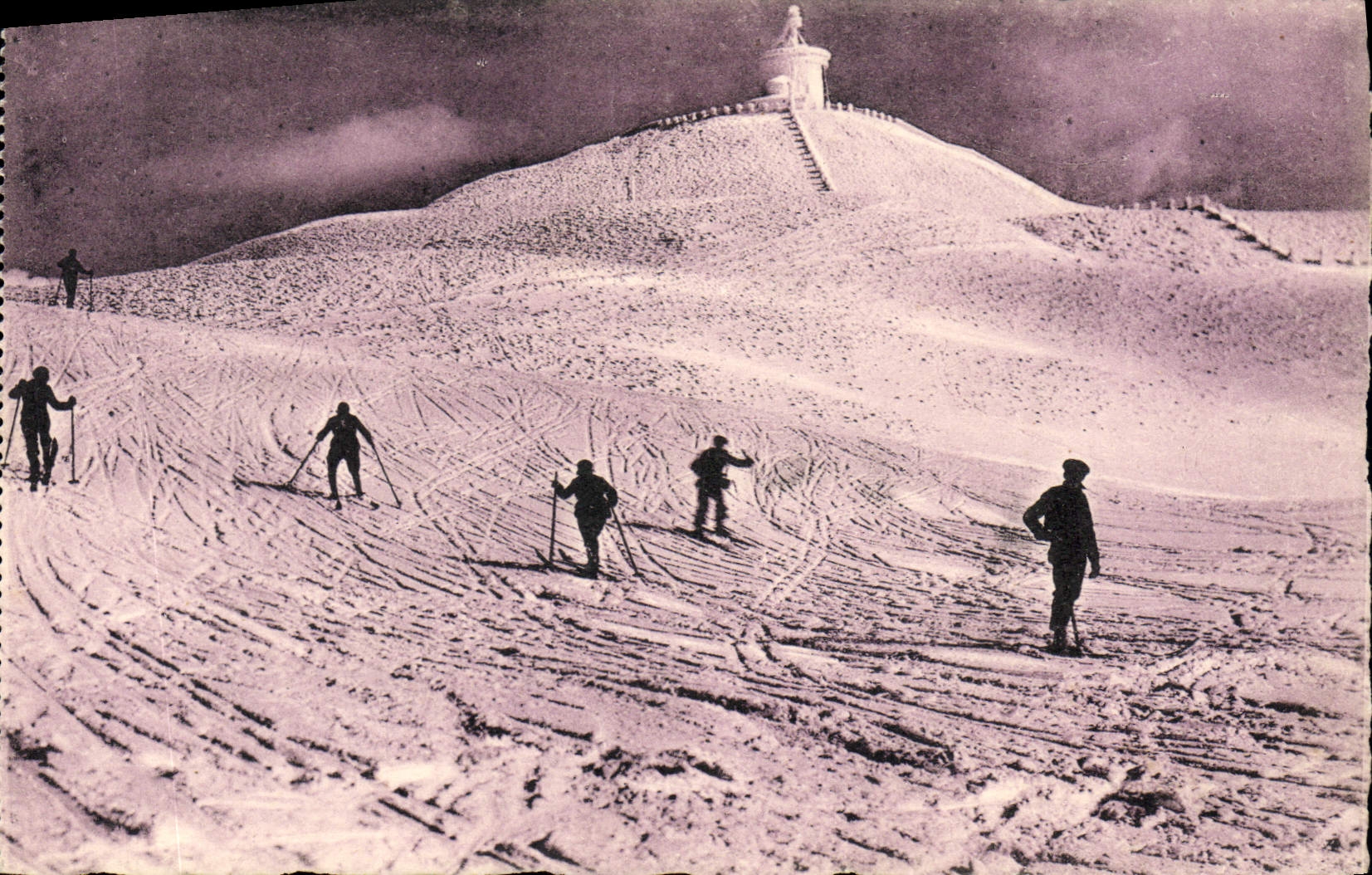 VINTAGE POSTCARD Winter sports Ski Puy de Dome