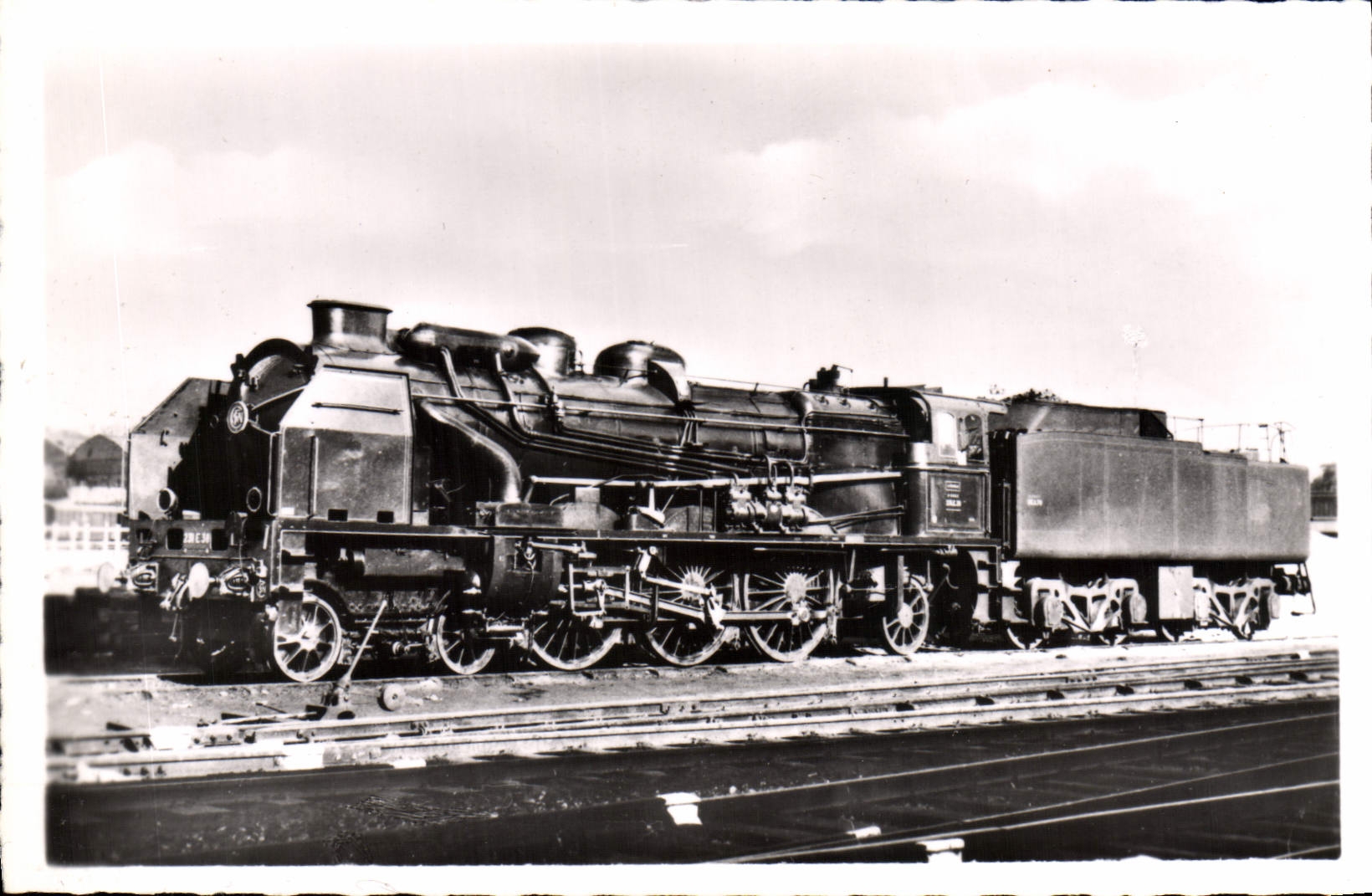VINTAGE POSTCARD Train Engine 231 E1 has the 20 SNCF