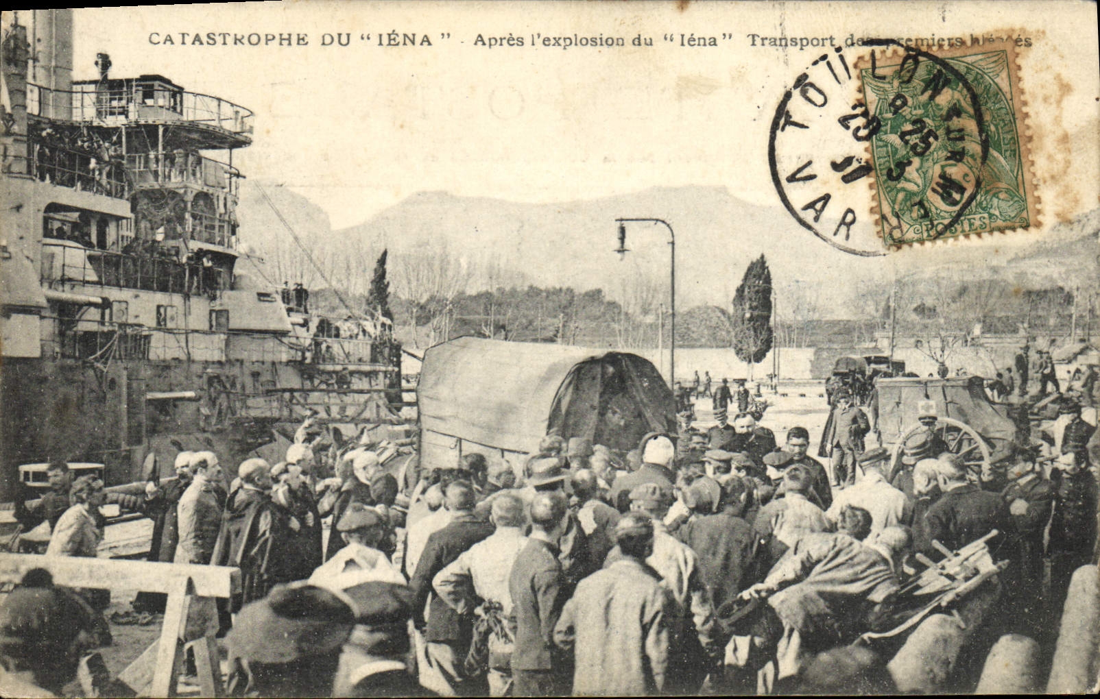 CPA Bateau Guerre Catastrophe du Iena Apres l'explosion