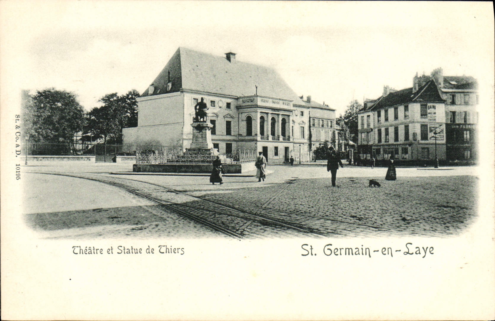 CPA Le theatre et statue de Thiers St Germain en Laye