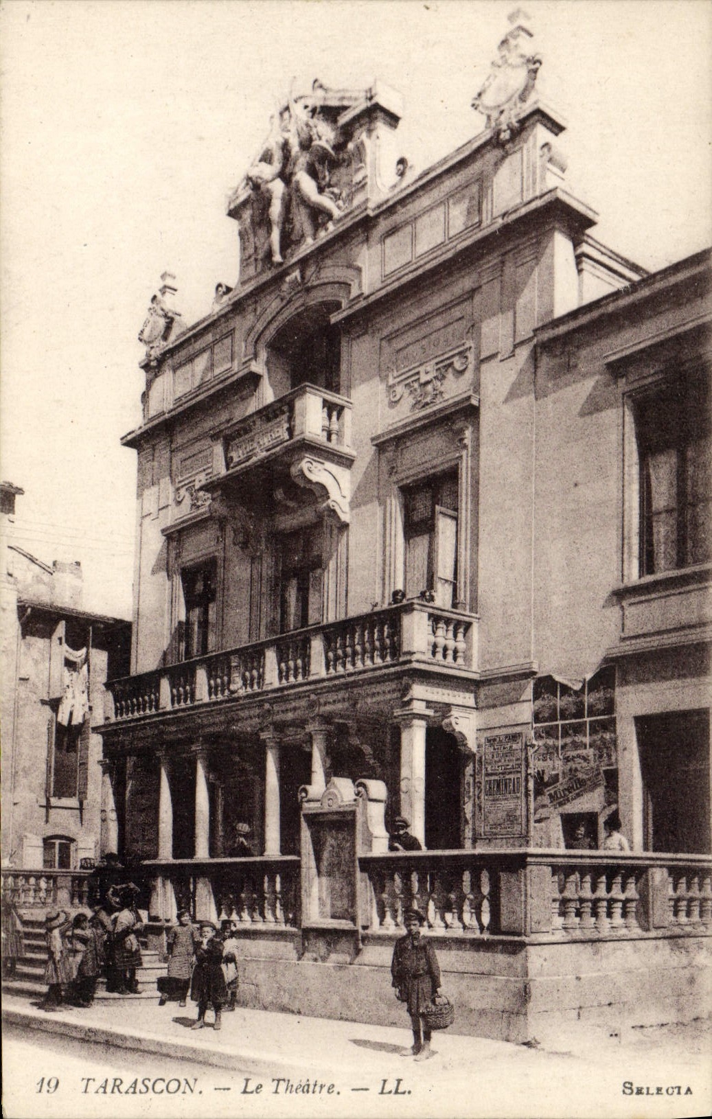 CPA Le theatre Tarascon