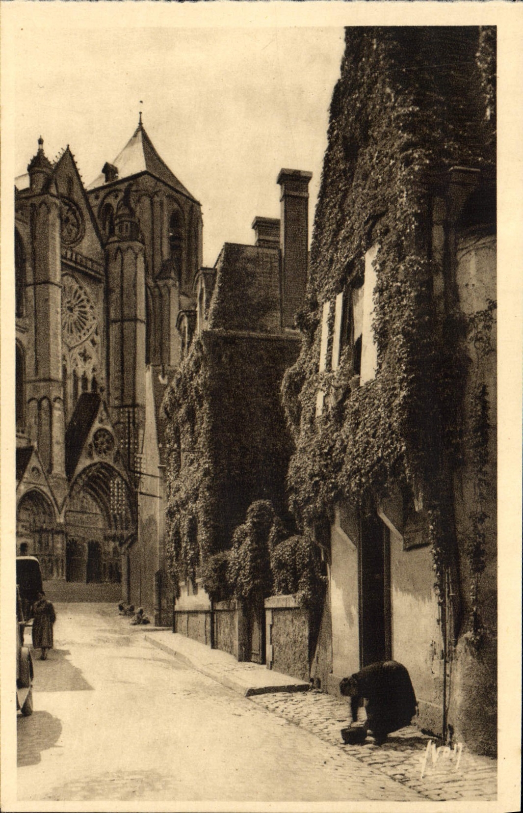POSTAL Bourges de la VENDIMIA estatua de los trabajos de Louis XI de Jean Baffier
