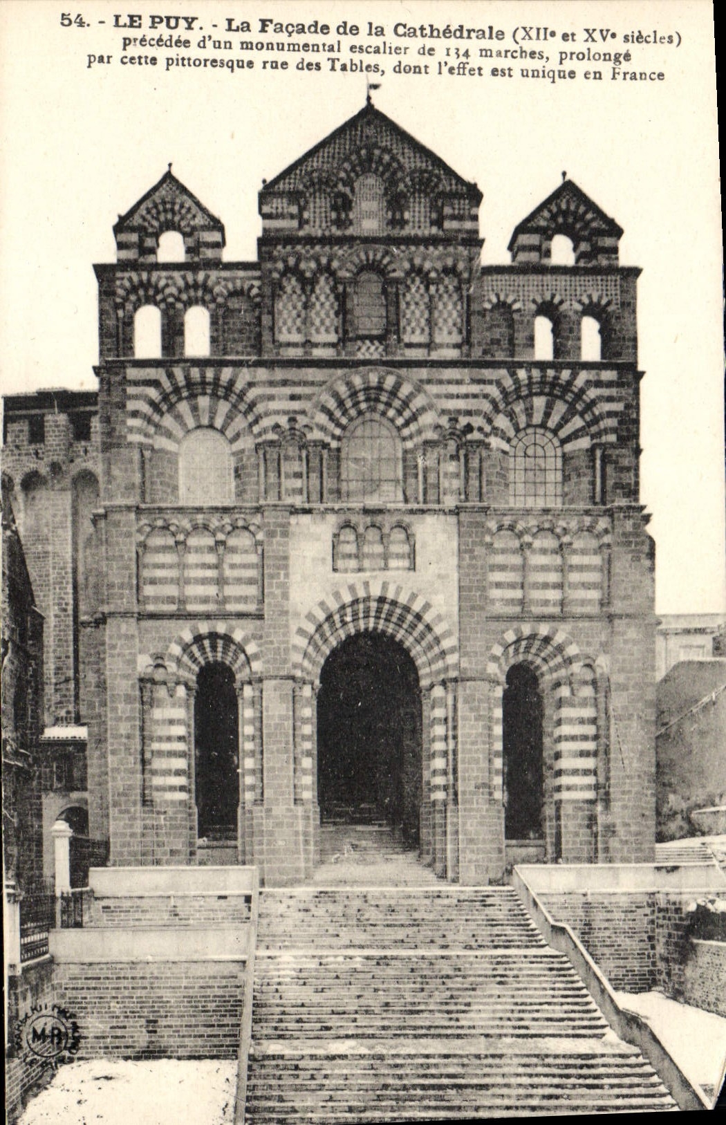 VINTAGE POSTCARD Puy the Frontage of the Cathedral