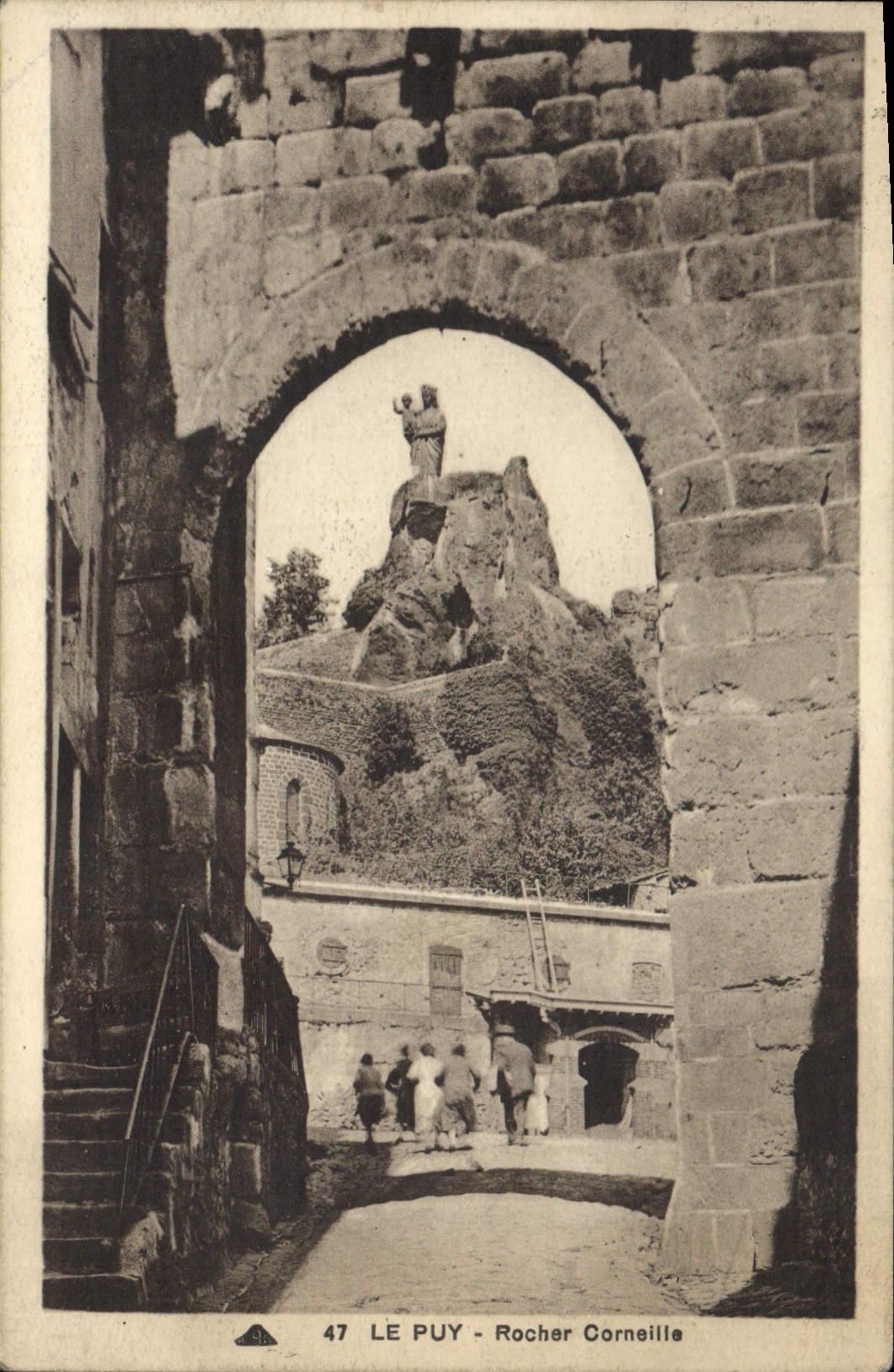 VINTAGE POSTCARD Puy Rock Crow