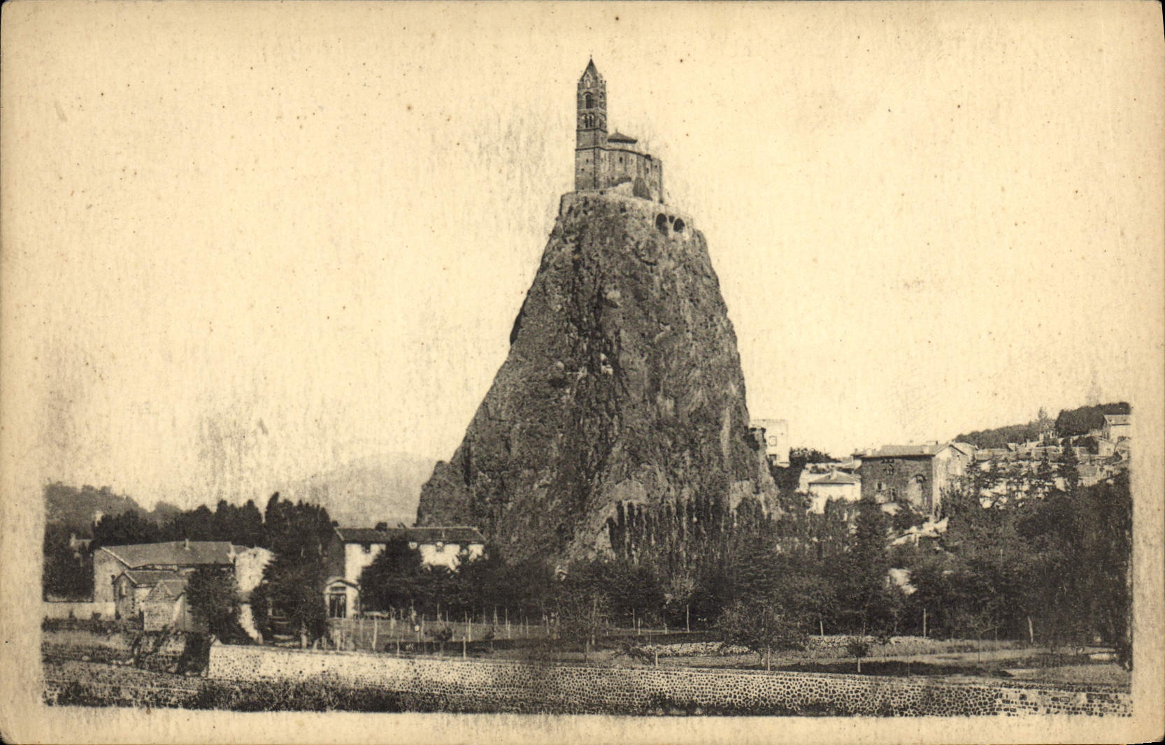 VINTAGE POSTCARD Puy in Velay La Chapelle Saint Michel