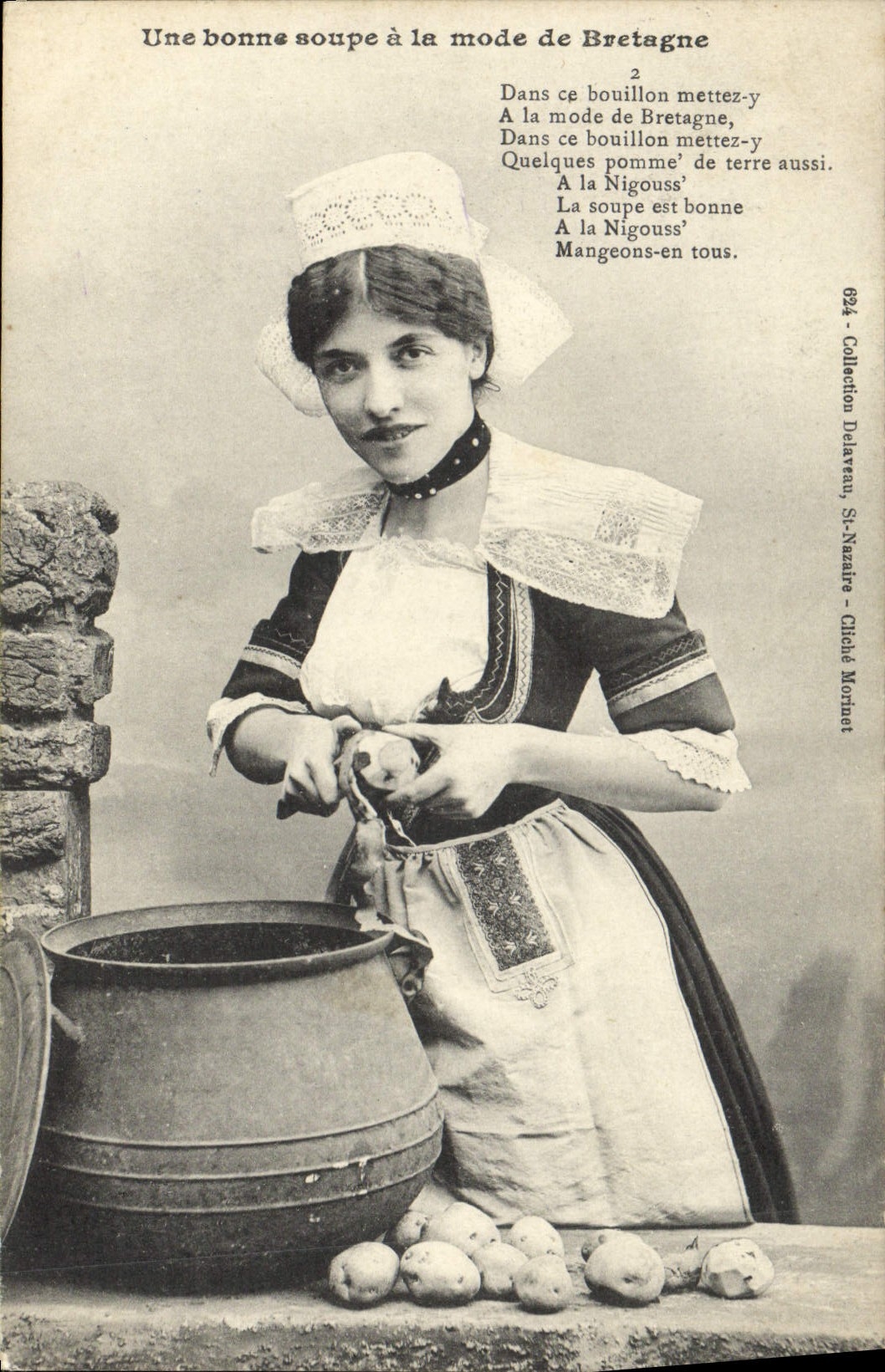 CPA Une bonne soupe a la mode de Bretagne Folklore