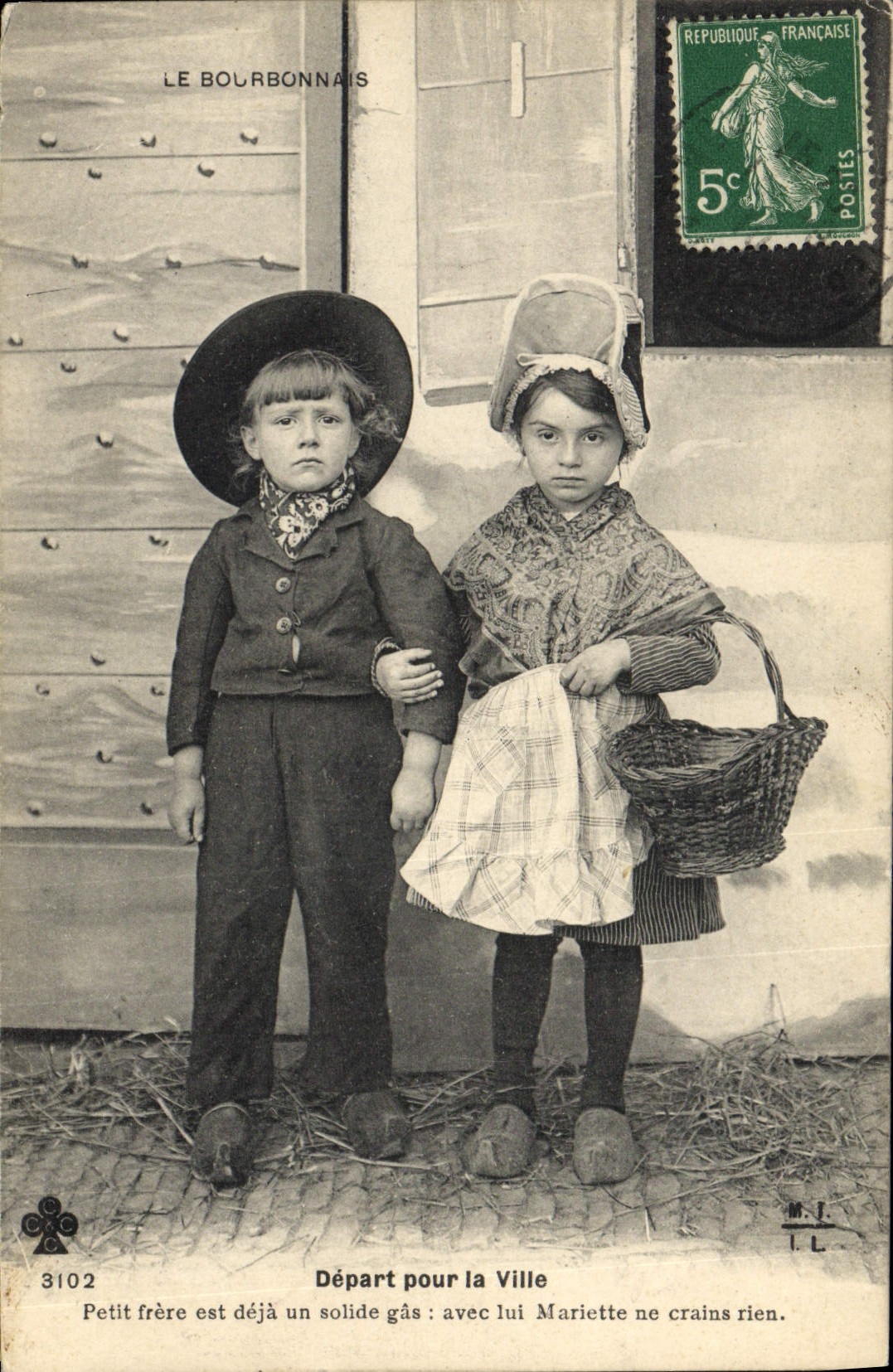 CPA Folklore Bourbonnais Depart pour la ville Enfants