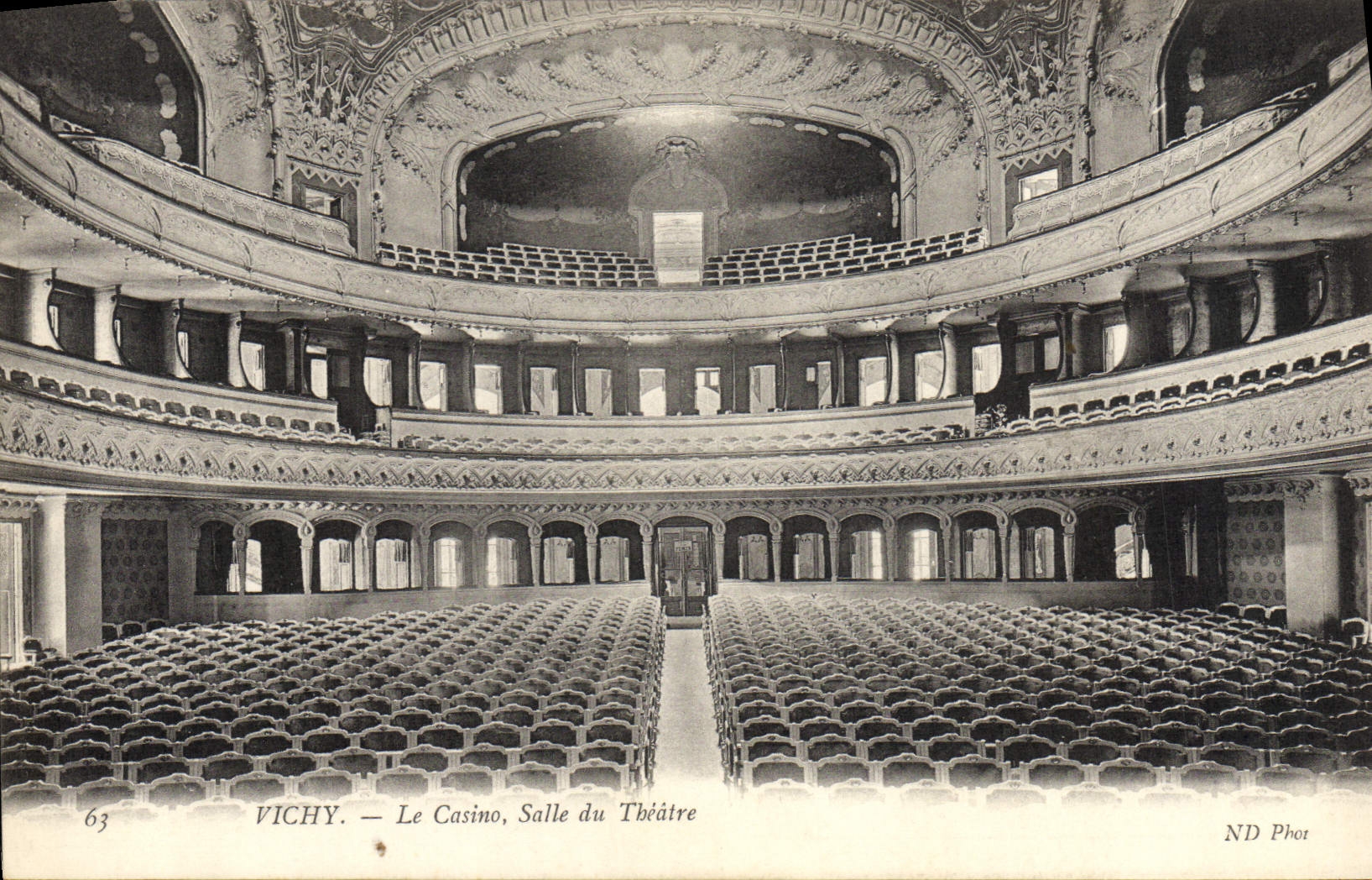CPA Vichy Le casino Salle du Theatre 