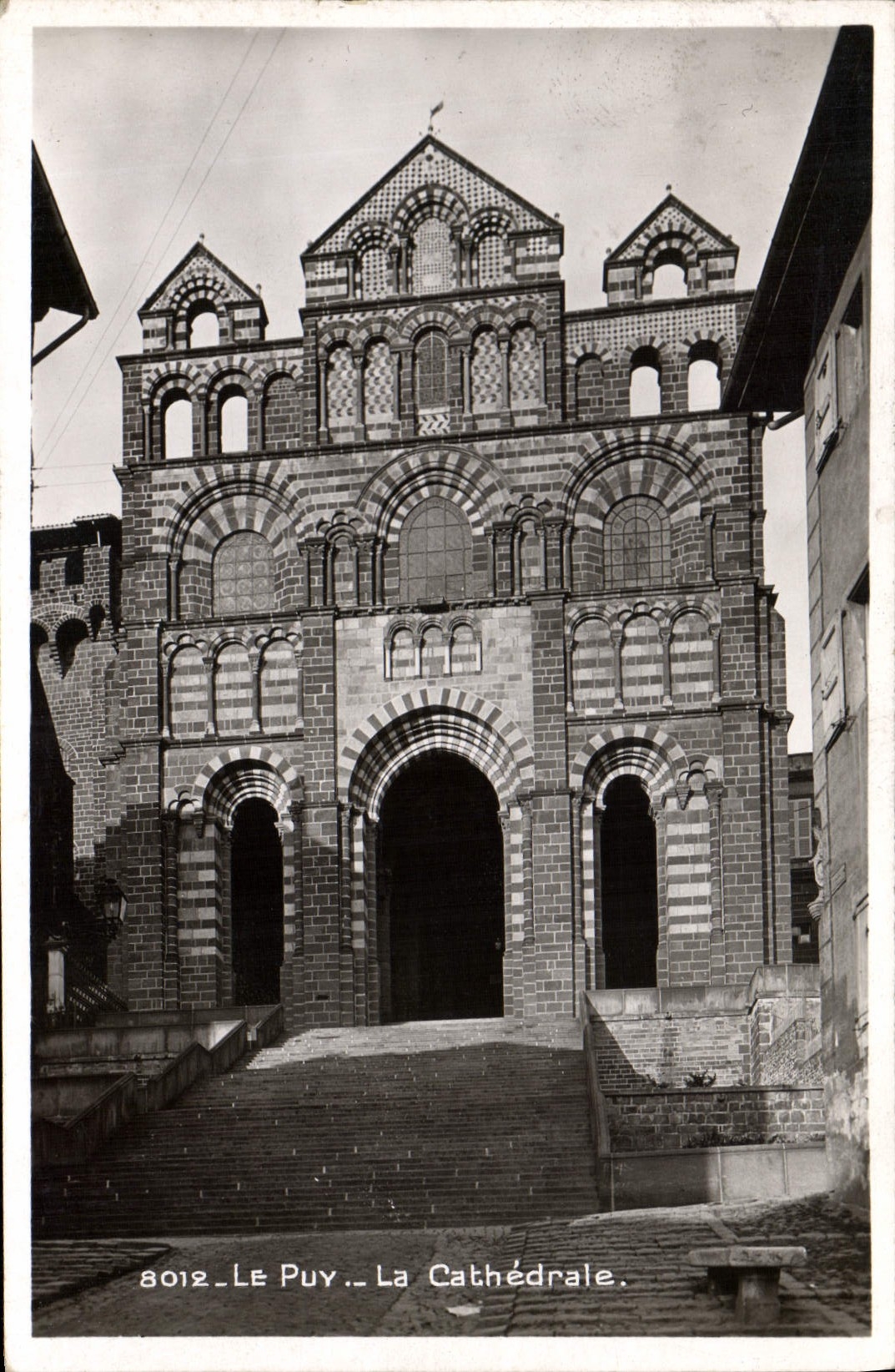 MODERN CARD Puy the Cathedral