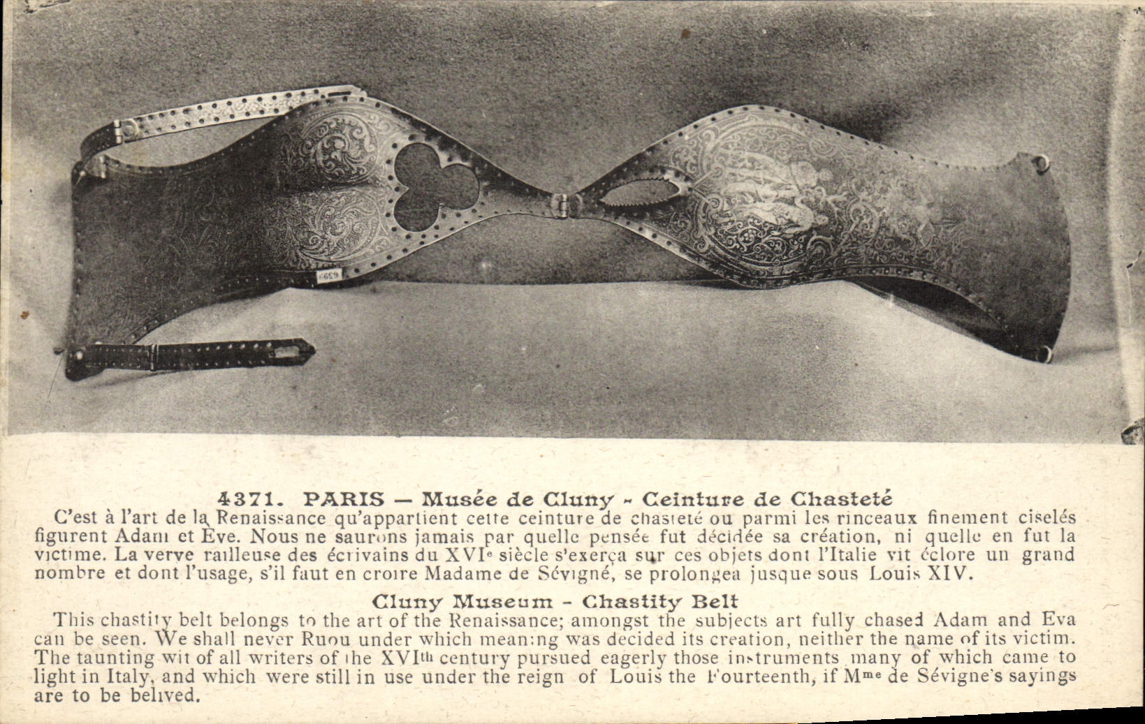 CPA Nu erotique Femme Musee de Cluny Paris ceinture de chastete
