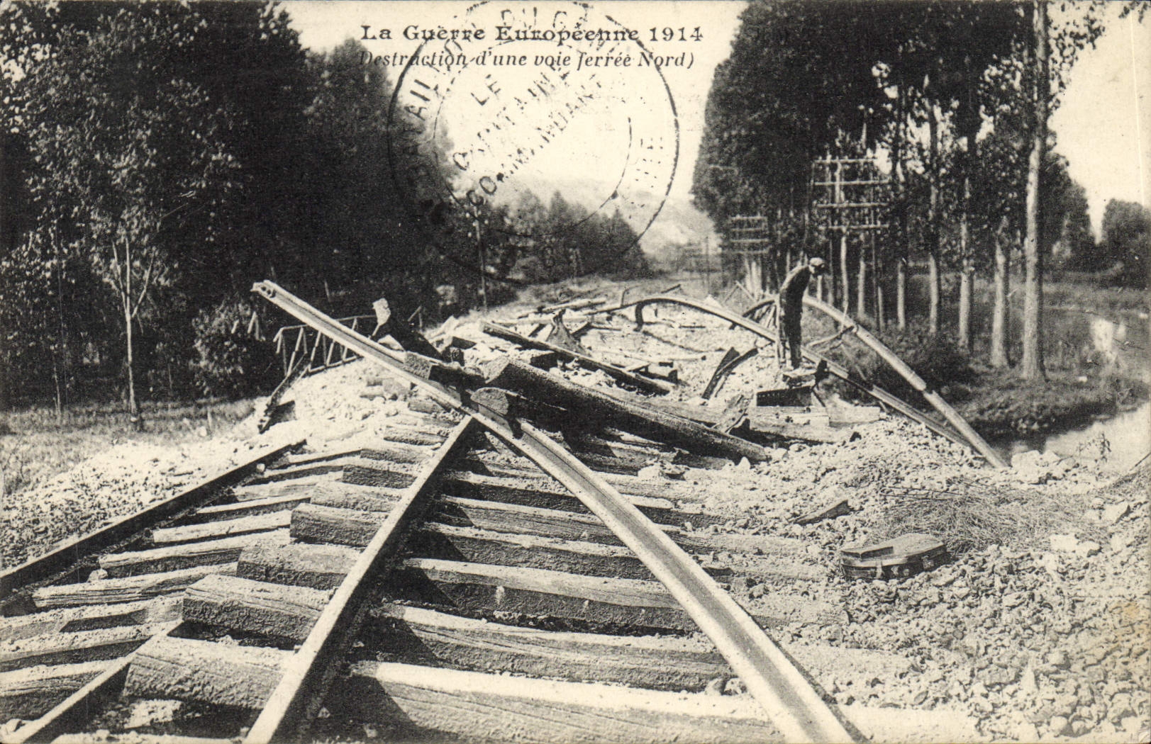 CPA Militaria Destruction d'une voie ferre